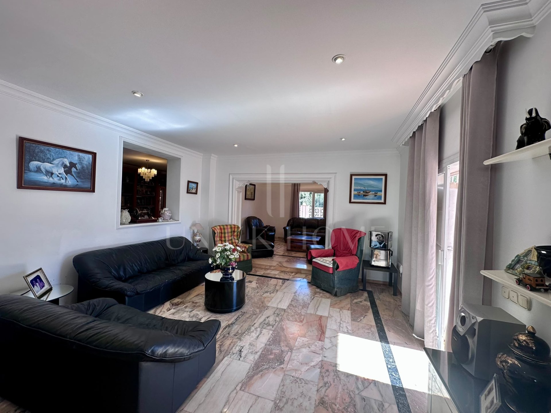 Villa en venta en Huerta Belón, Marbella Ciudad