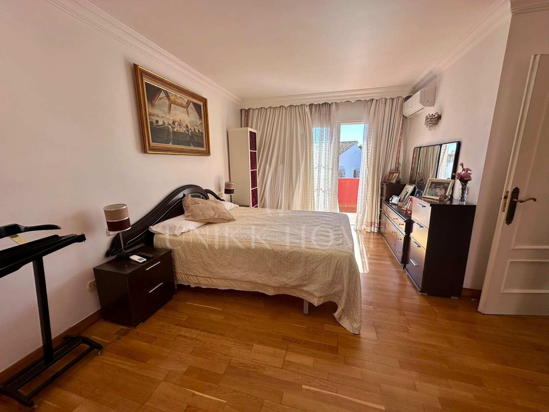 Villa en venta en Huerta Belón, Marbella Ciudad