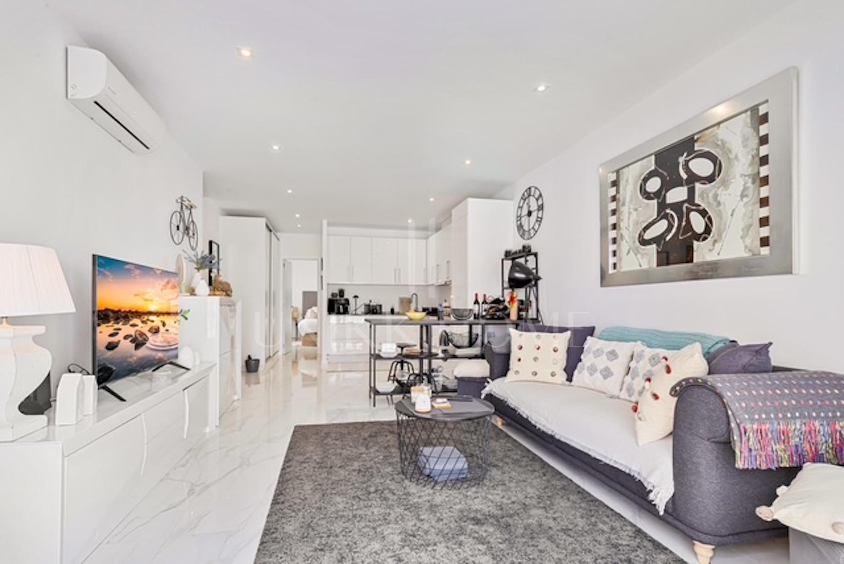 Apartment for sale in Cortijo Blanco, San Pedro de Alcantara