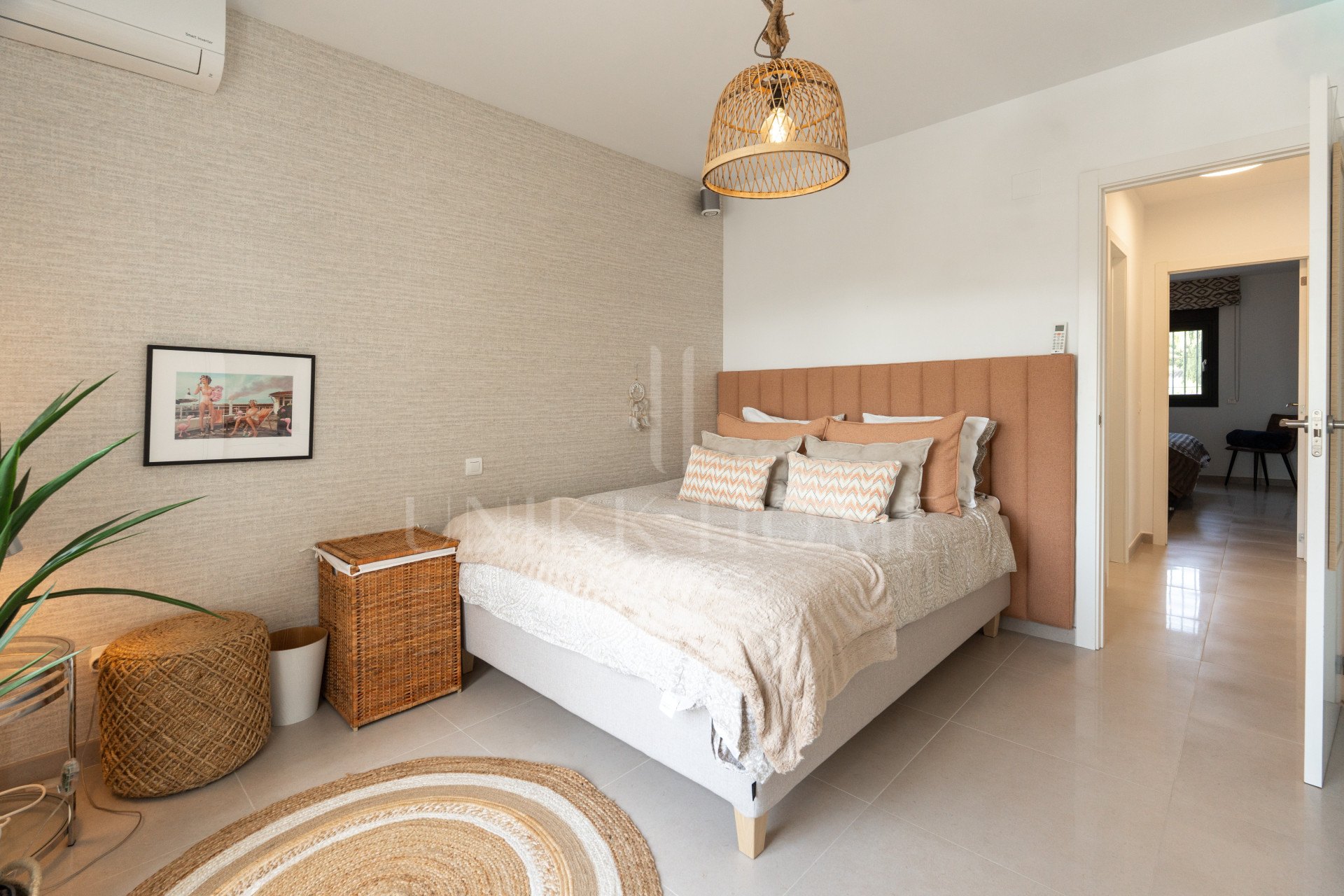 Villa en venta en Parcelas del Golf, Nueva Andalucia
