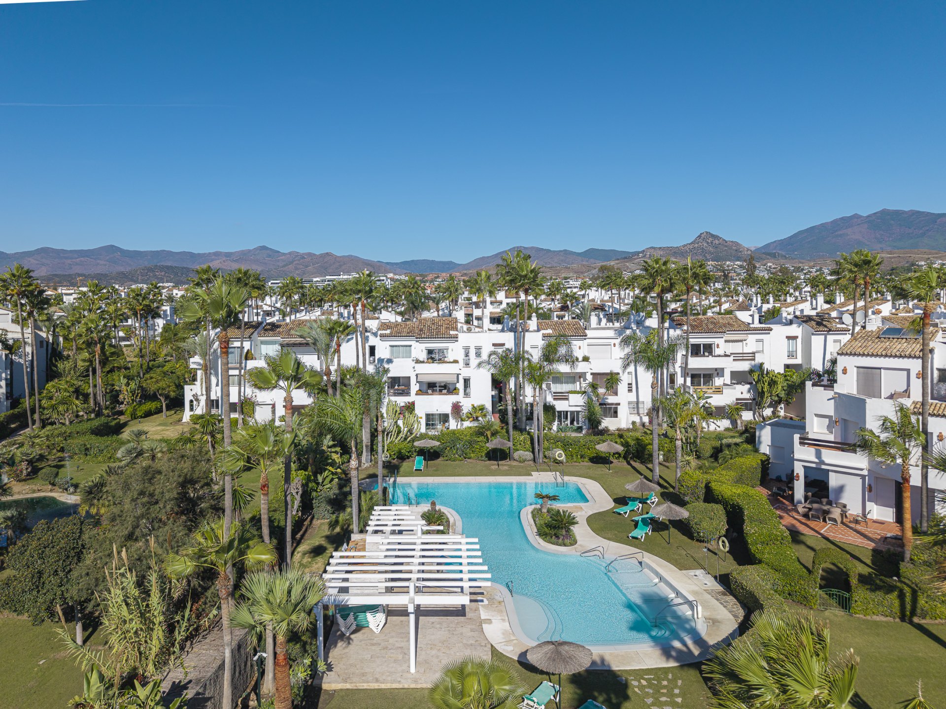 Ground Floor Apartment for sale in Costalita, Estepona East