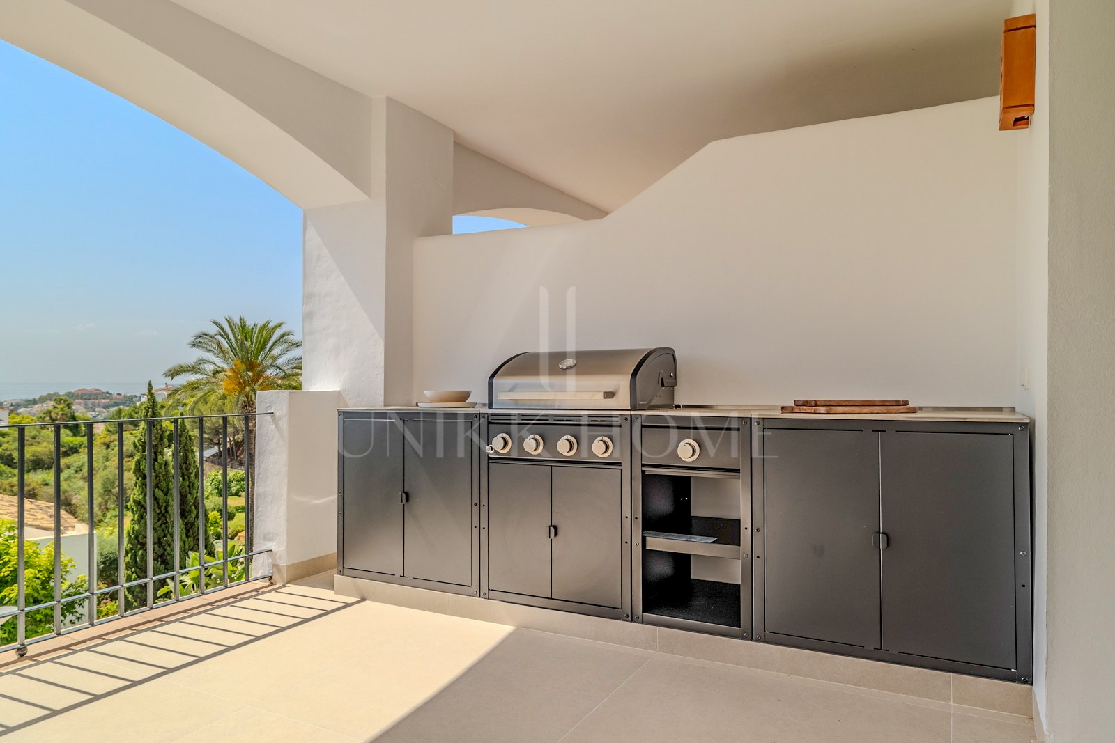 Apartment for sale in La Quinta, Benahavis