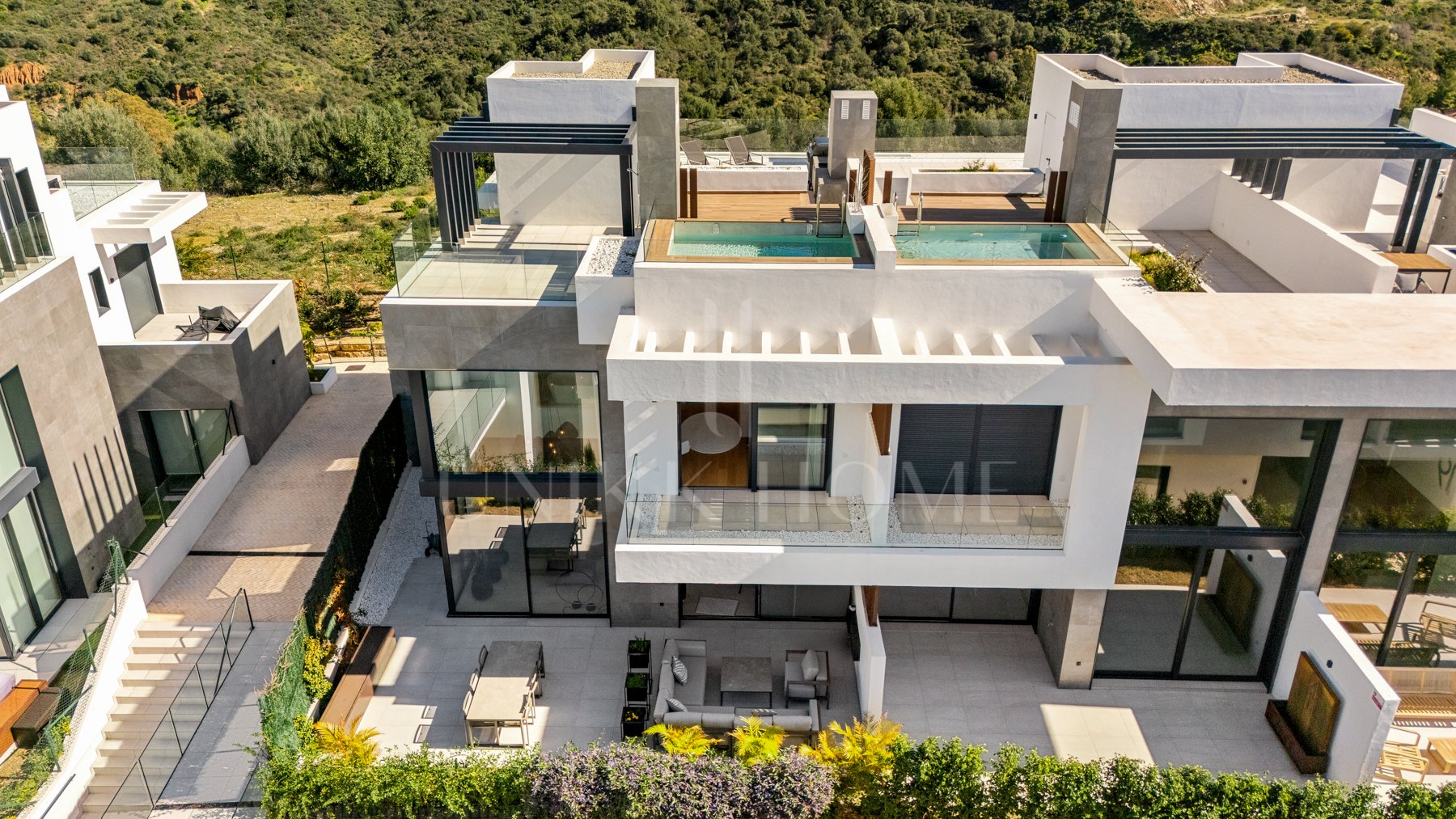 Semi Detached House for sale in Rio Real, Marbella East