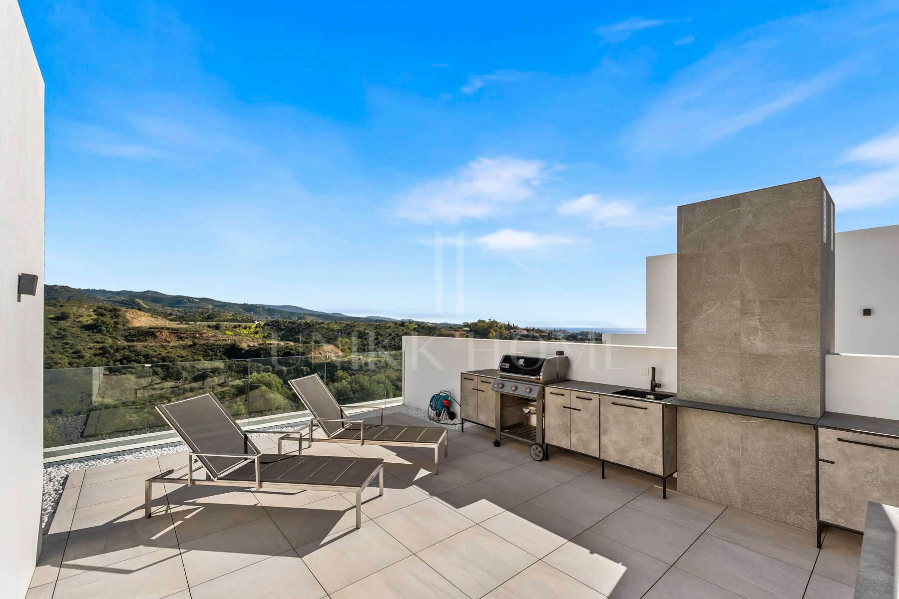 Semi Detached House for sale in Rio Real, Marbella East