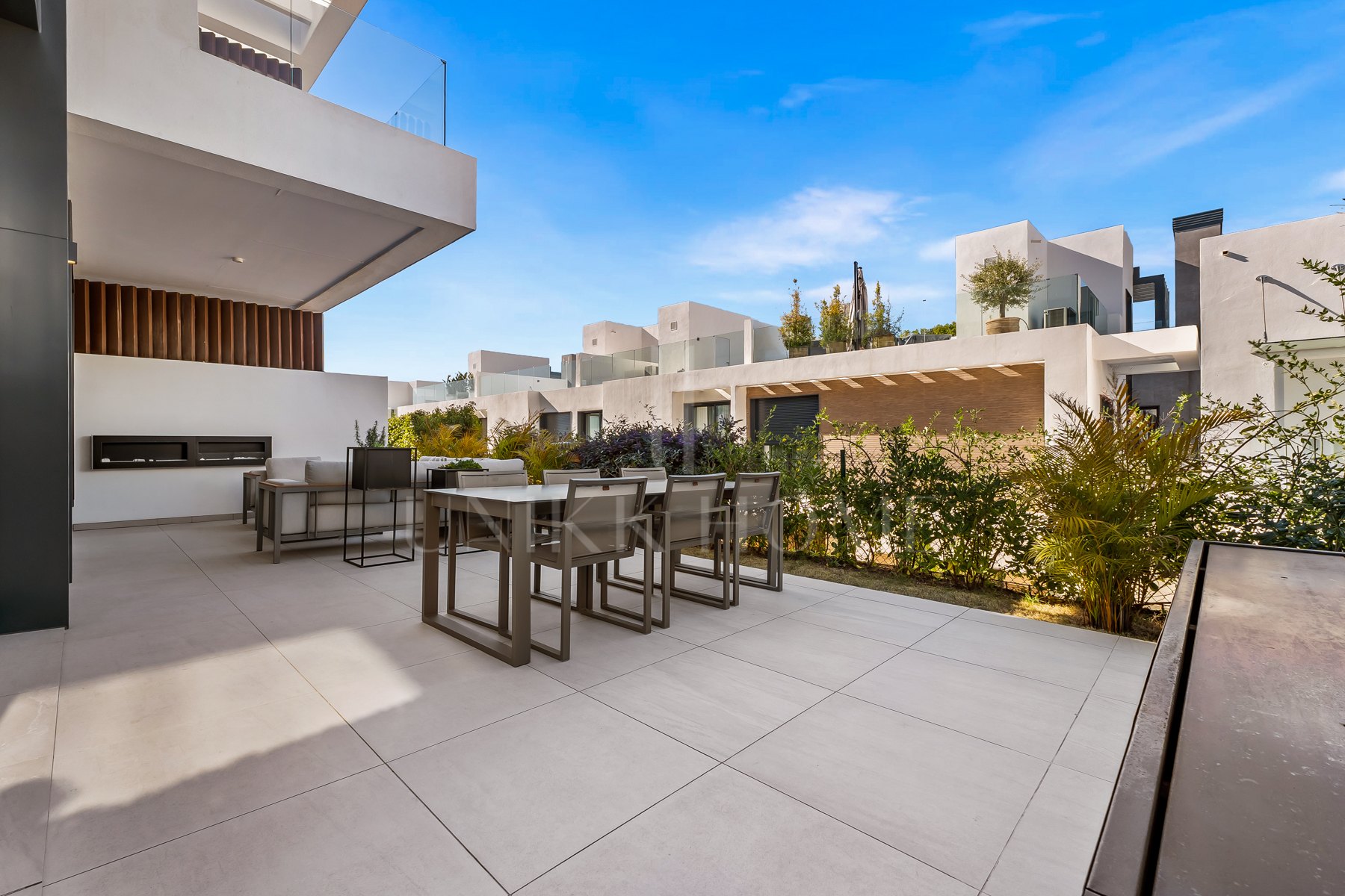 Semi Detached House for sale in Rio Real, Marbella East