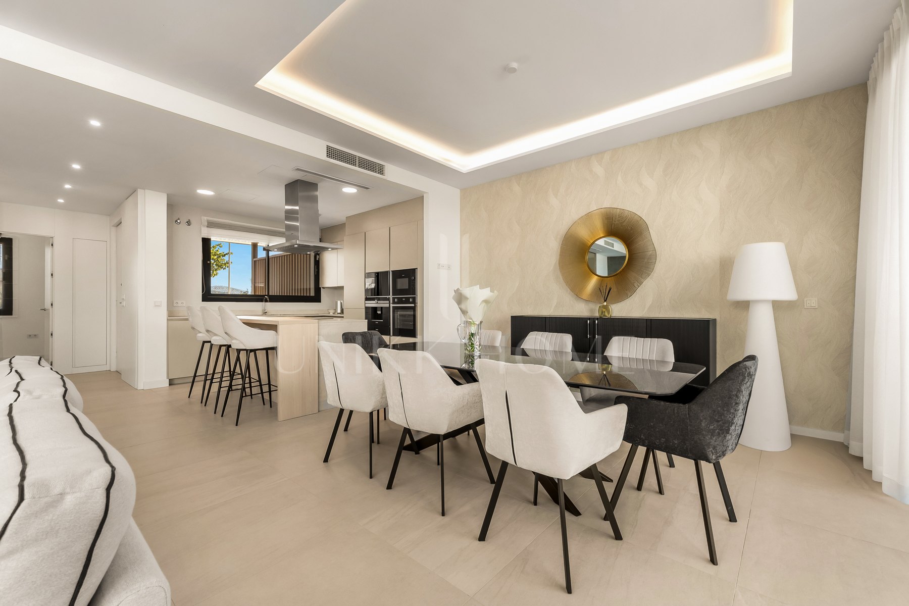 Semi Detached House for sale in Rio Real, Marbella East