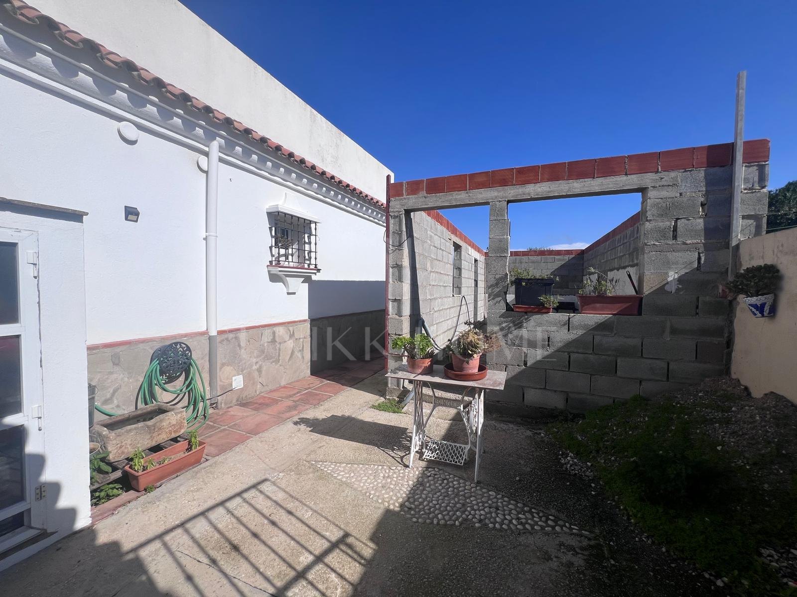 Chalet for sale in Tarifa