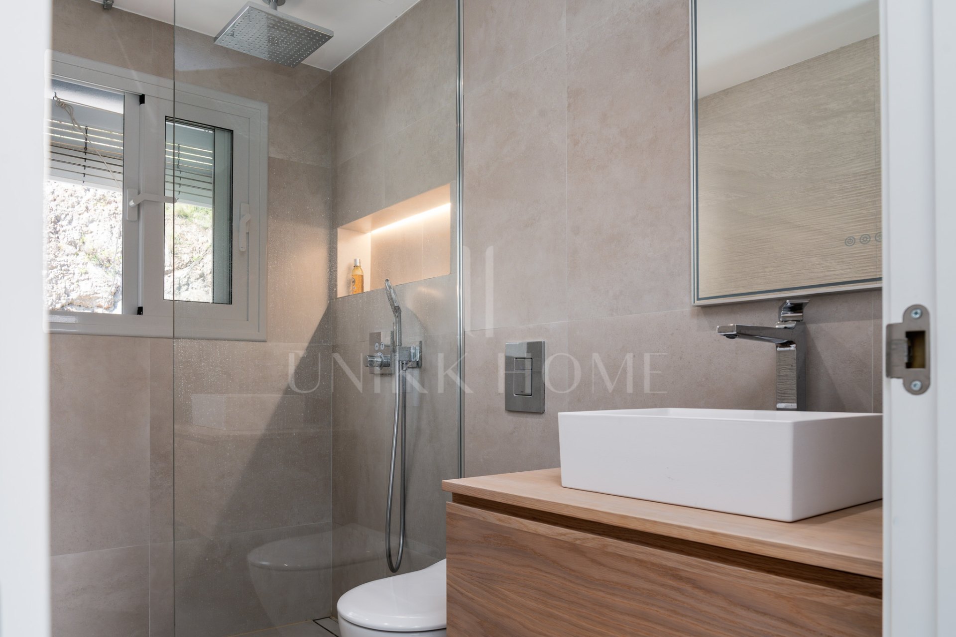 Penthouse for sale in La Quinta, Benahavis