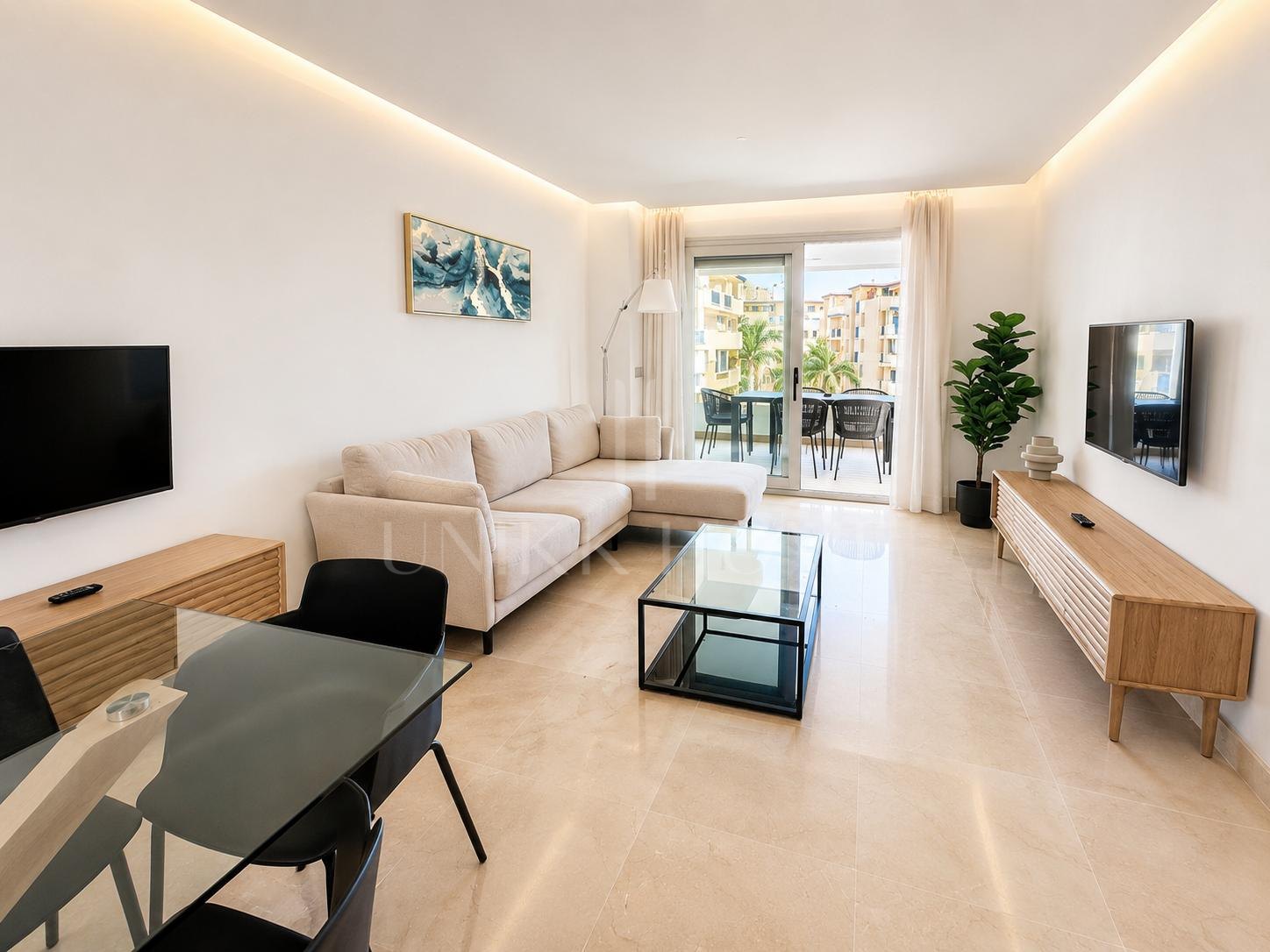 Atico Duplex en venta en Cortijo Blanco, San Pedro de Alcantara