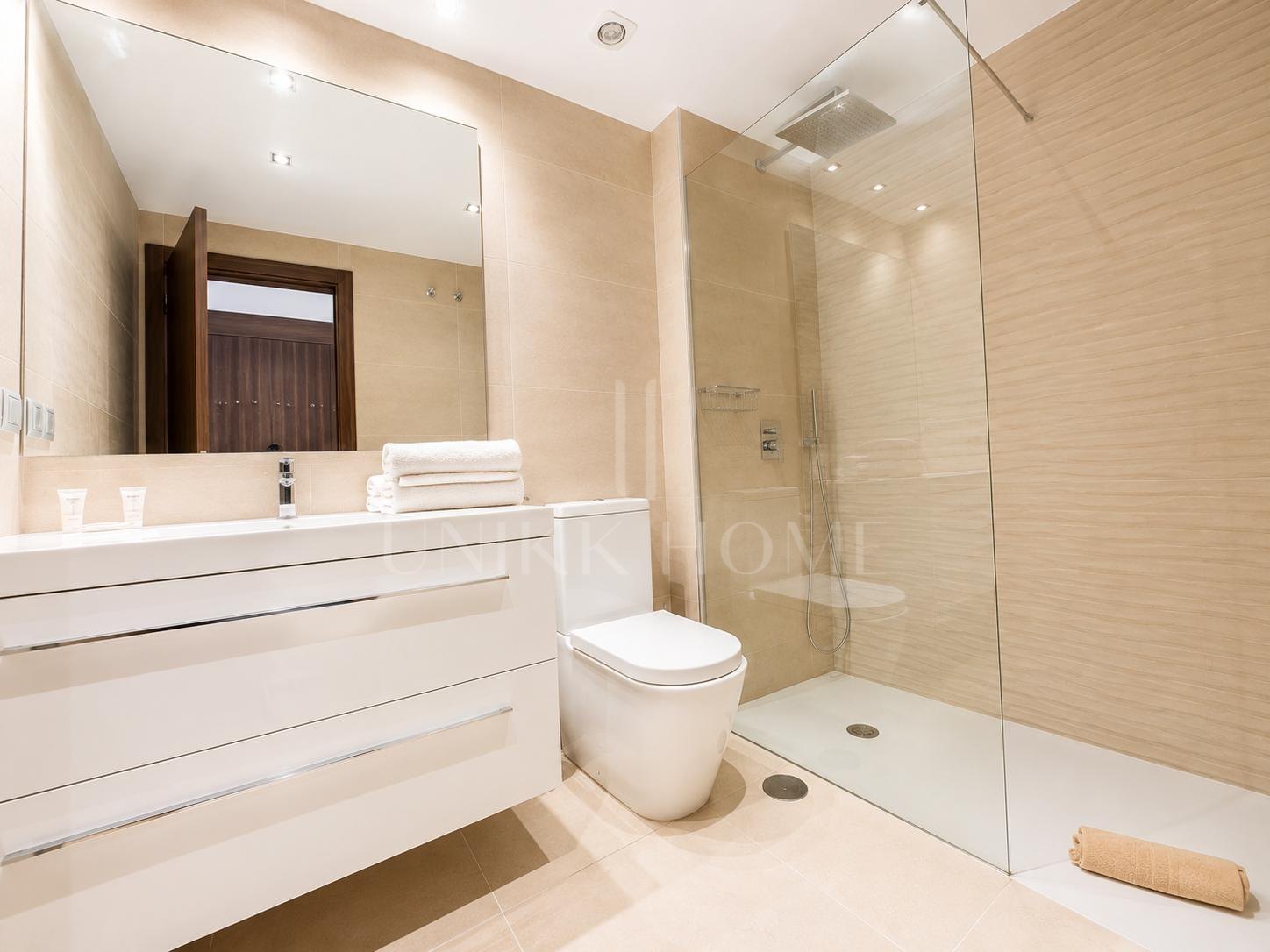Atico Duplex en venta en Cortijo Blanco, San Pedro de Alcantara