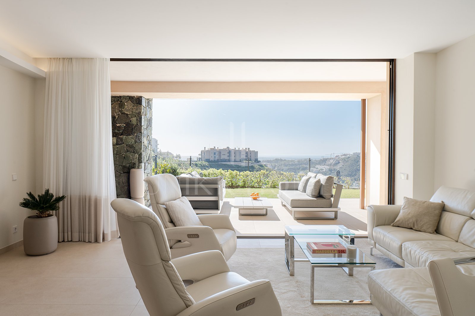 Apartamento Planta Baja en venta en Real de La Quinta, Benahavis