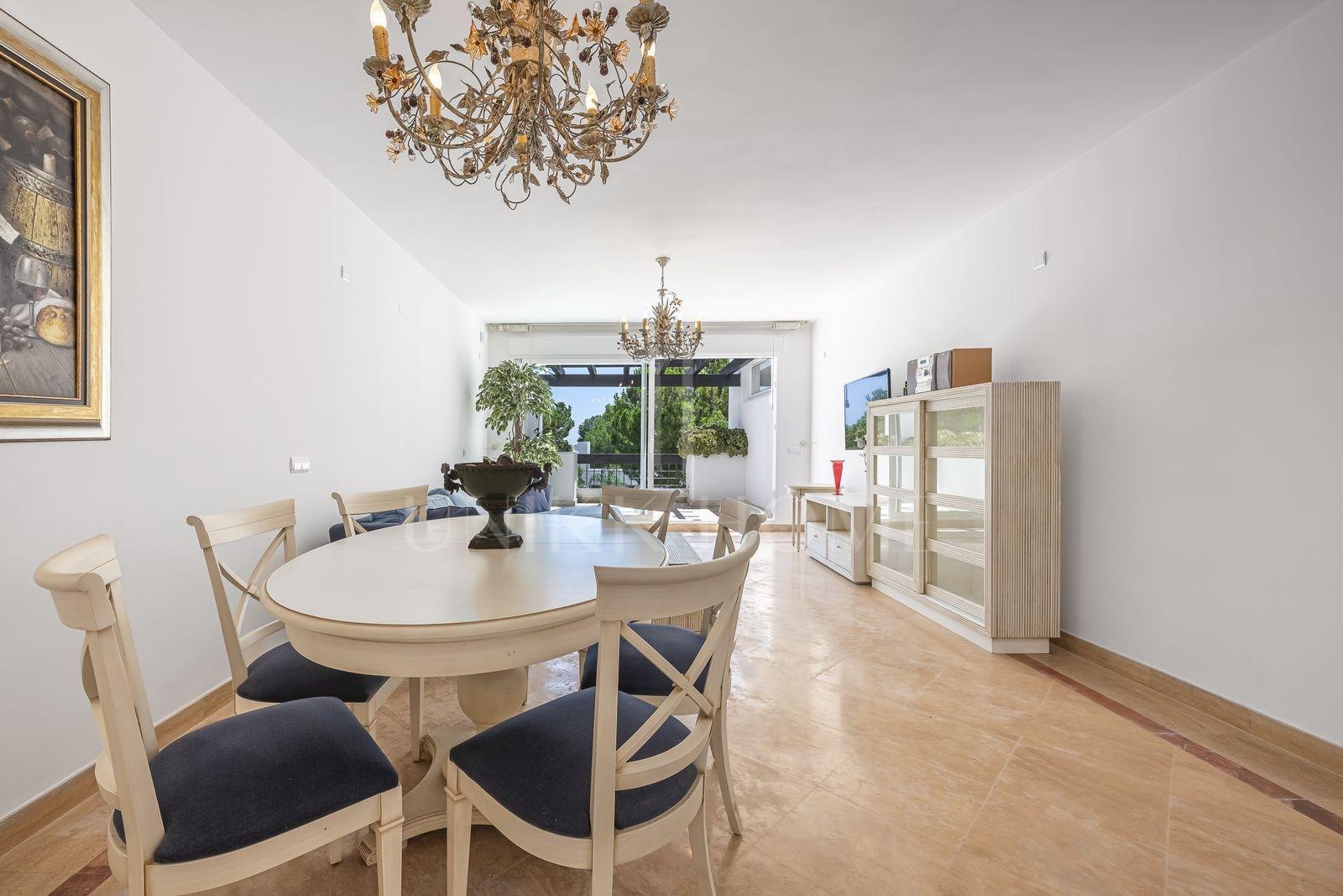 Apartamento en venta en Rio Real, Marbella Este