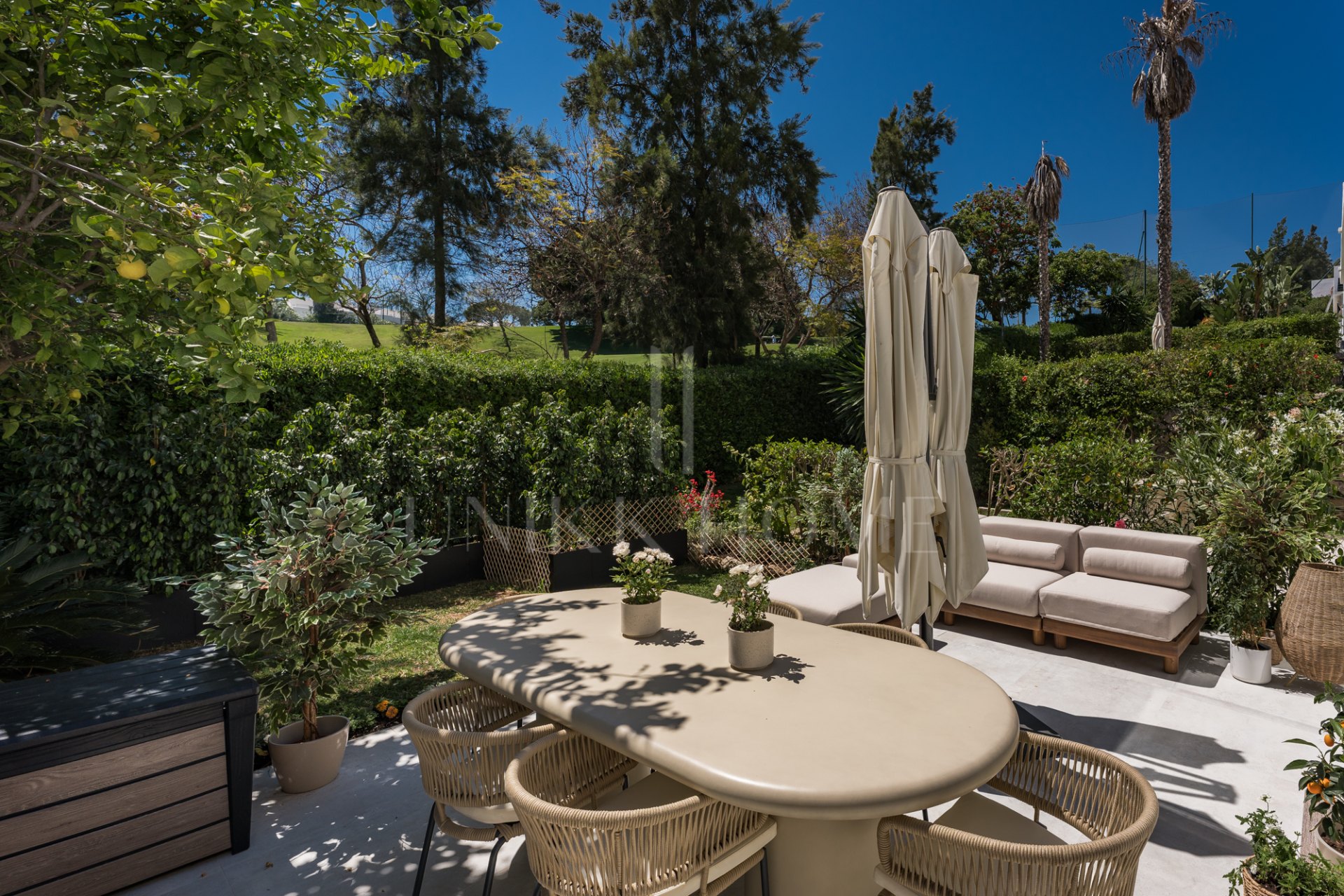 Ground Floor Apartment for sale in La Quinta, Benahavis