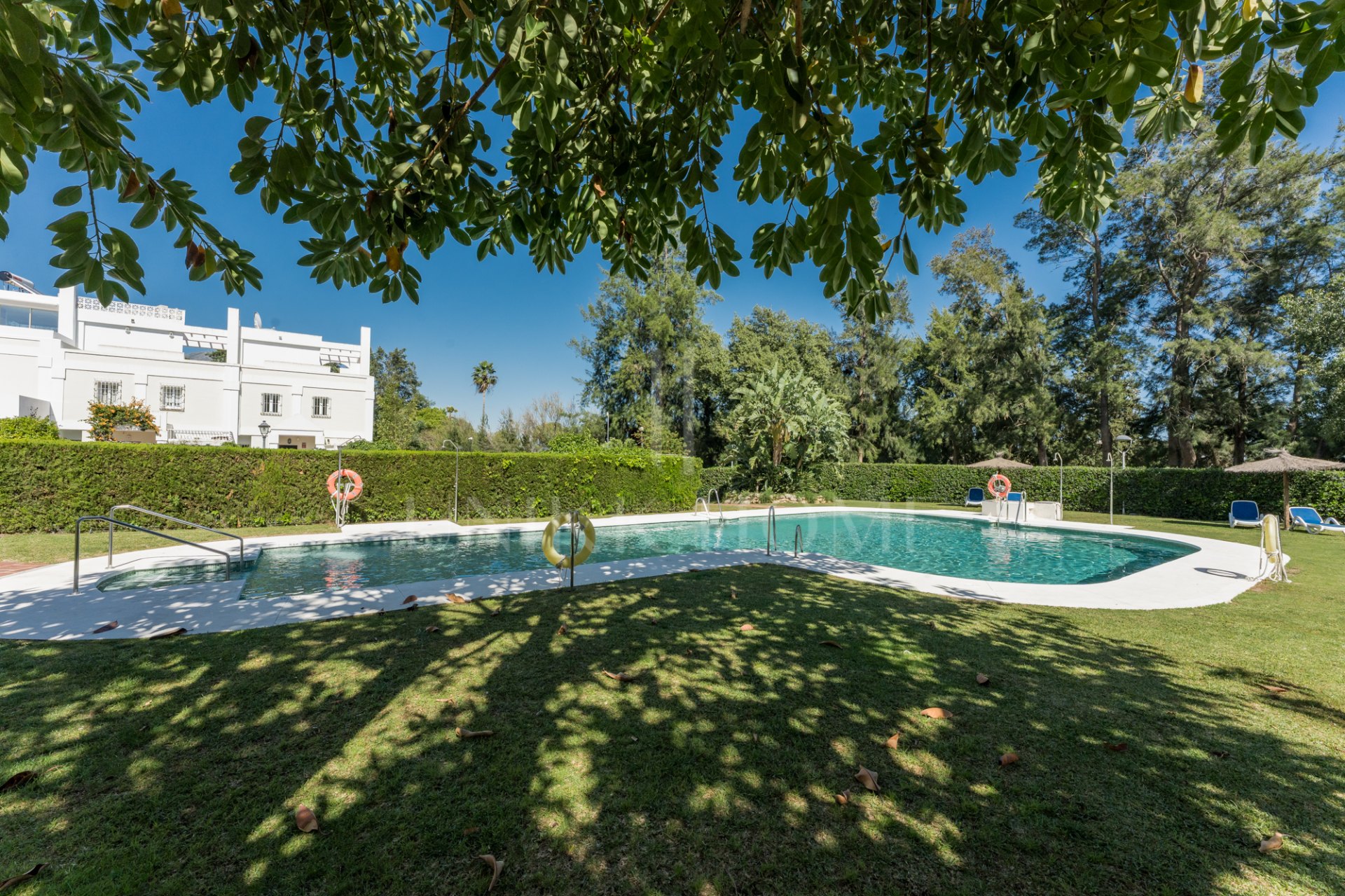 Ground Floor Apartment for sale in La Quinta, Benahavis