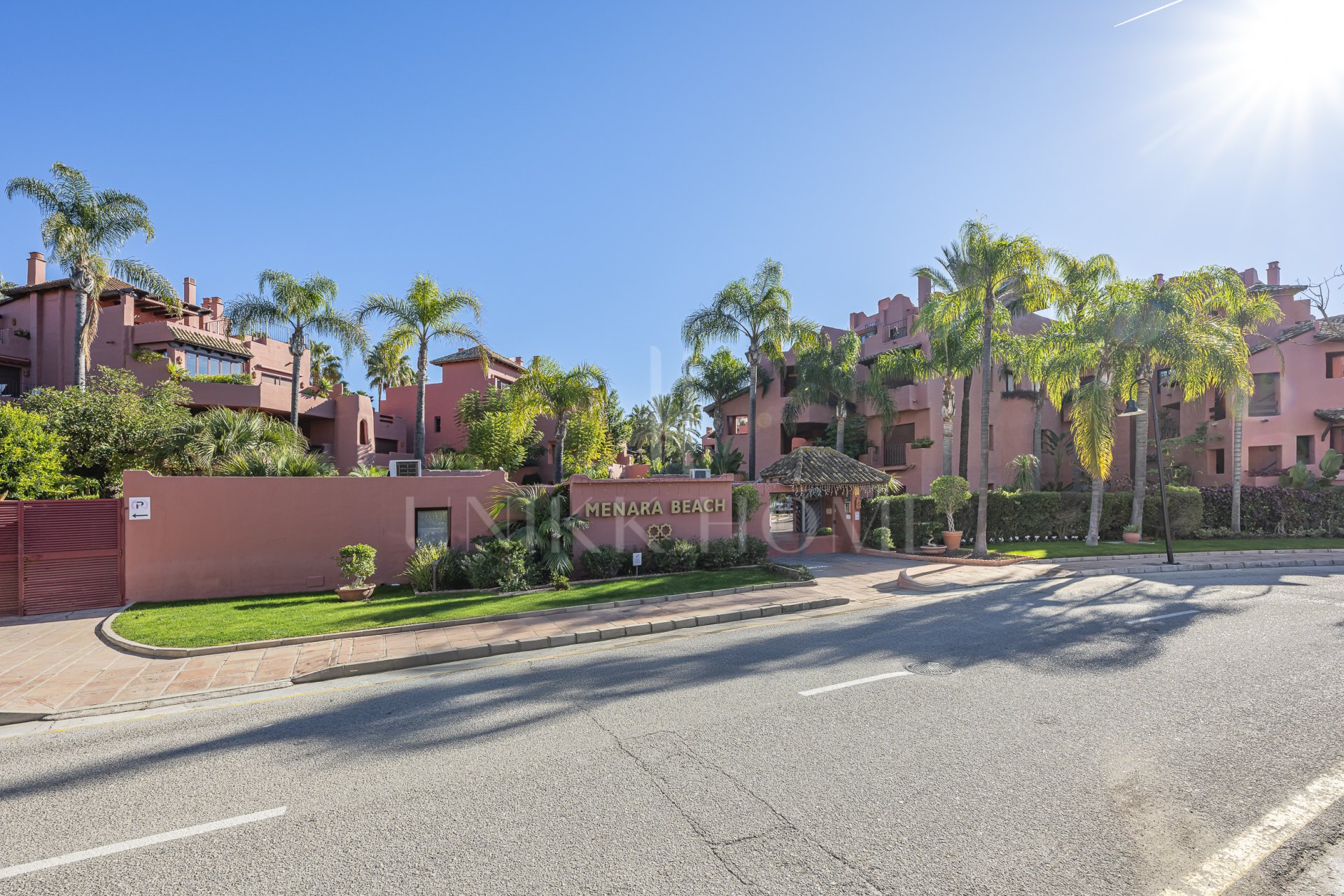 Ground Floor Apartment for sale in Menara Beach, Estepona East