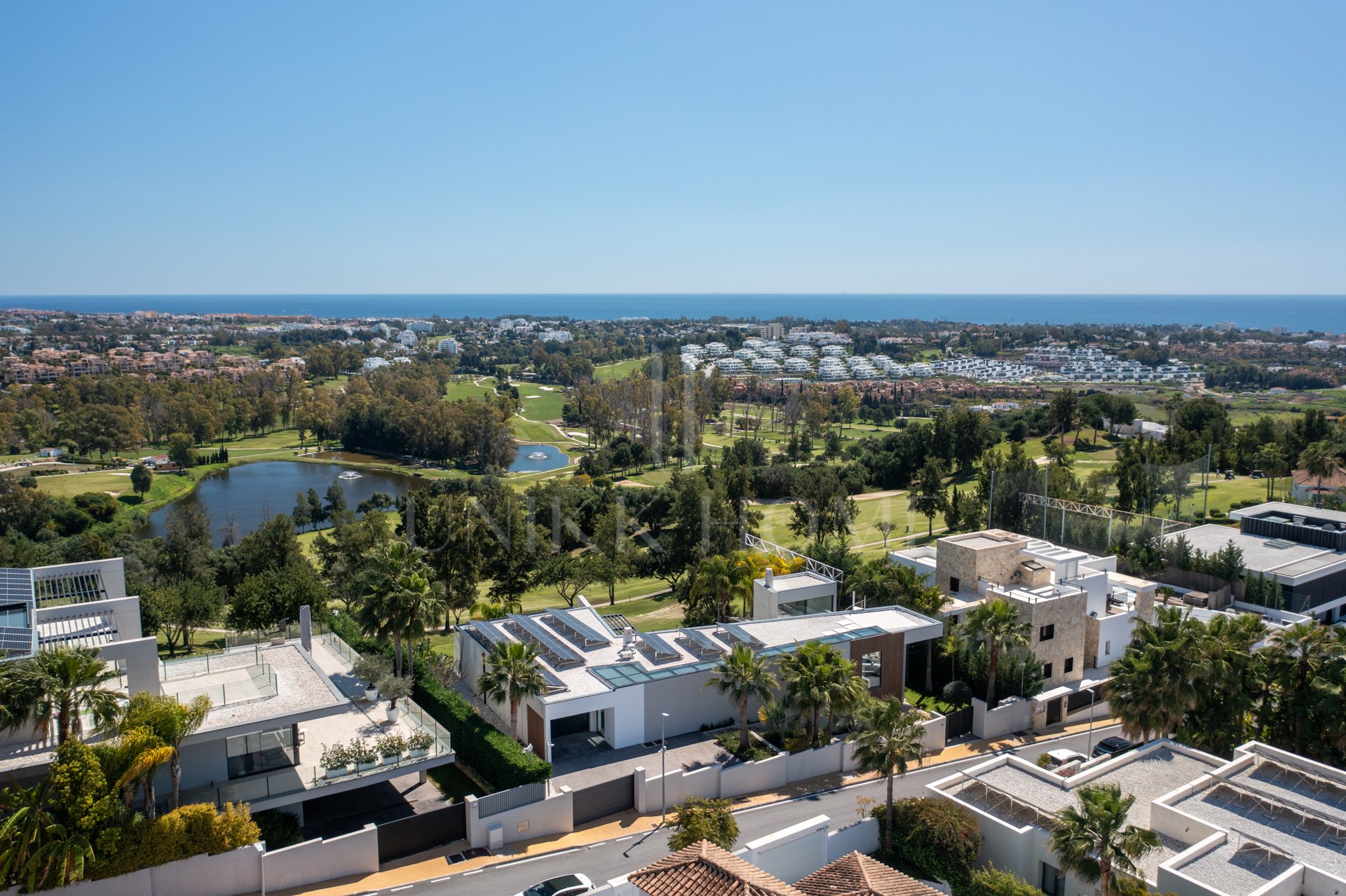 Villa en venta en Benahavis
