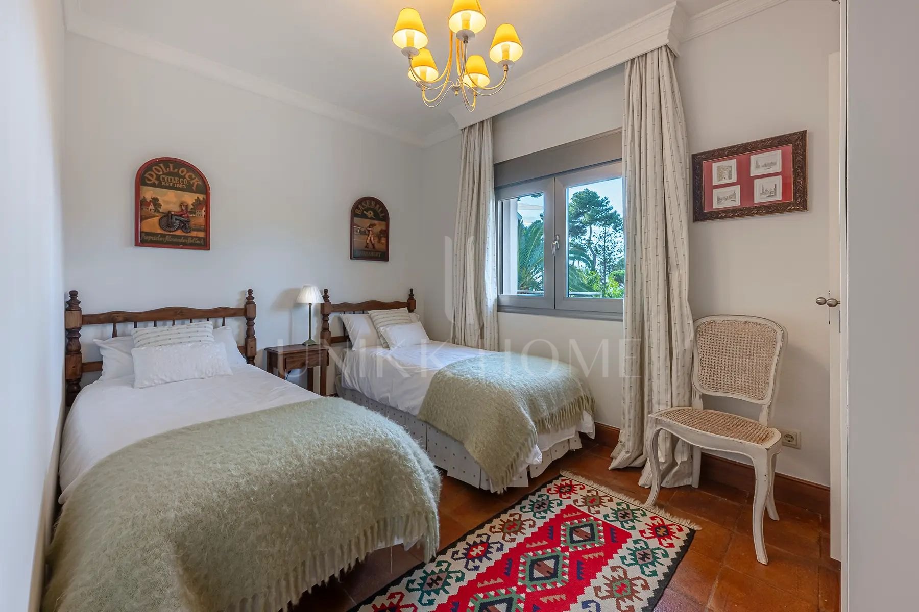 Villa en venta en Los Monteros Playa, Marbella Este