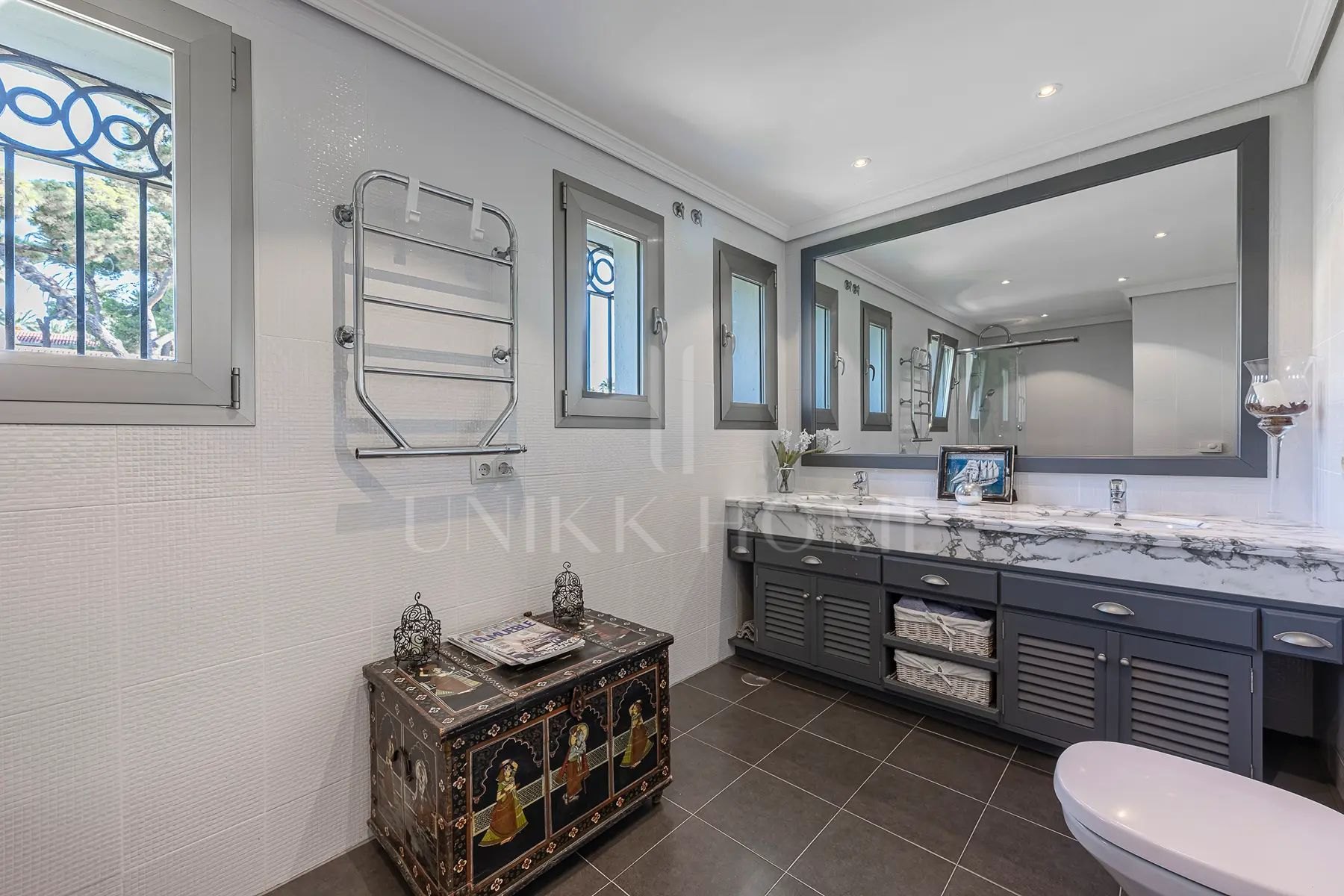 Villa en venta en Los Monteros Playa, Marbella Este