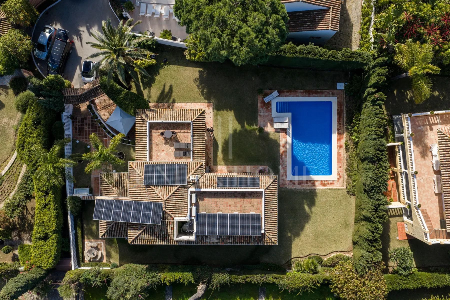 Villa en venta en Los Monteros Playa, Marbella Este