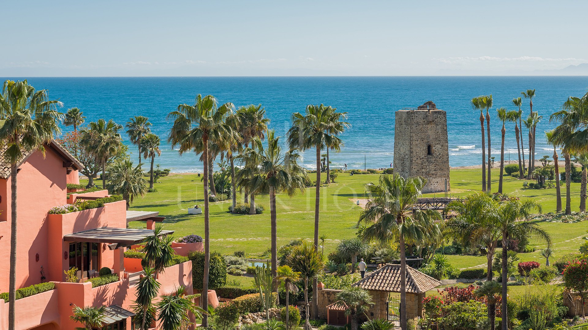 Atico Duplex en venta en Torre Bermeja, Estepona Este