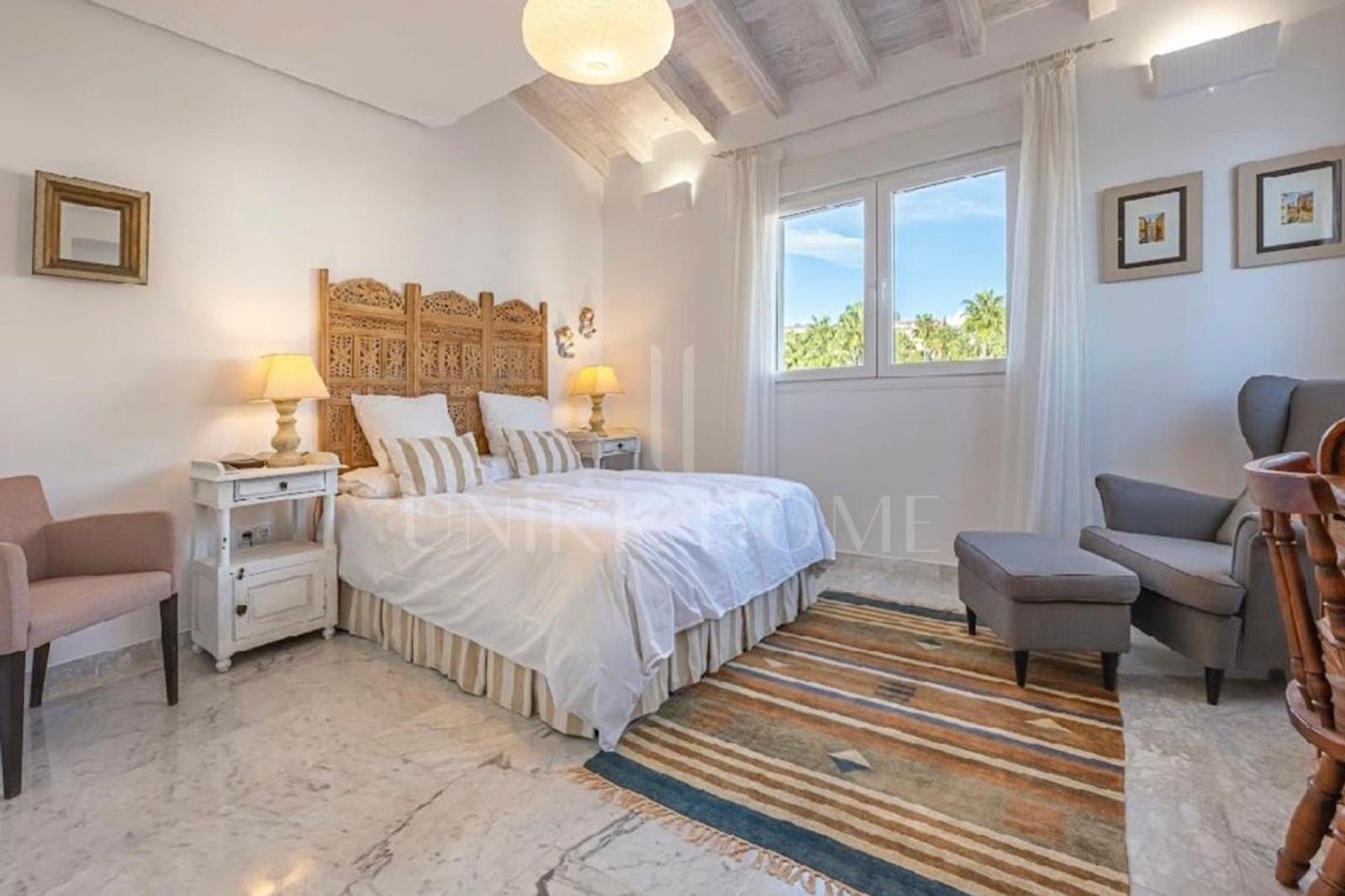 Apartment for sale in Bahia de Marbella, Marbella East