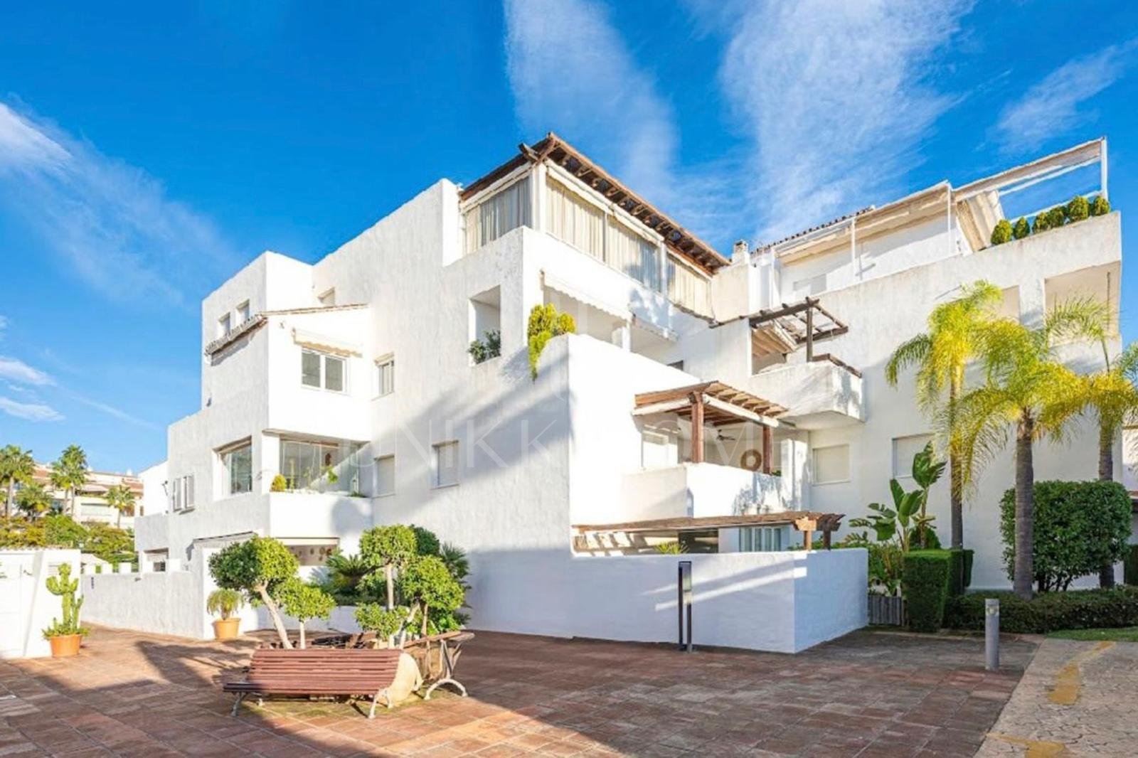 Apartment for sale in Bahia de Marbella, Marbella East