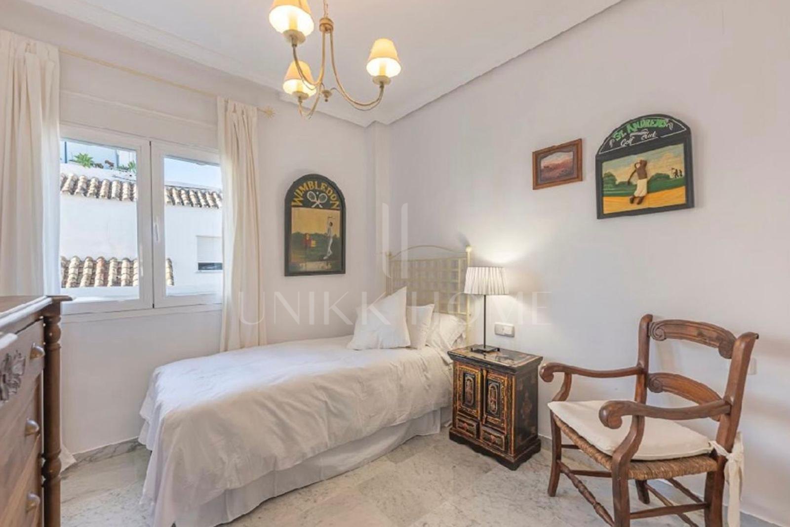 Apartment for sale in Bahia de Marbella, Marbella East