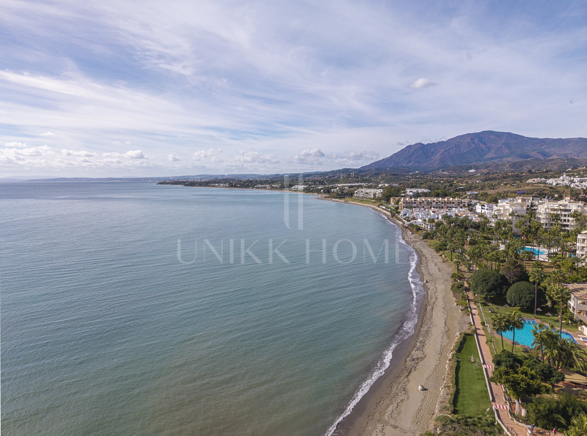 Ground Floor Apartment for sale in Cabo Bermejo, Estepona East