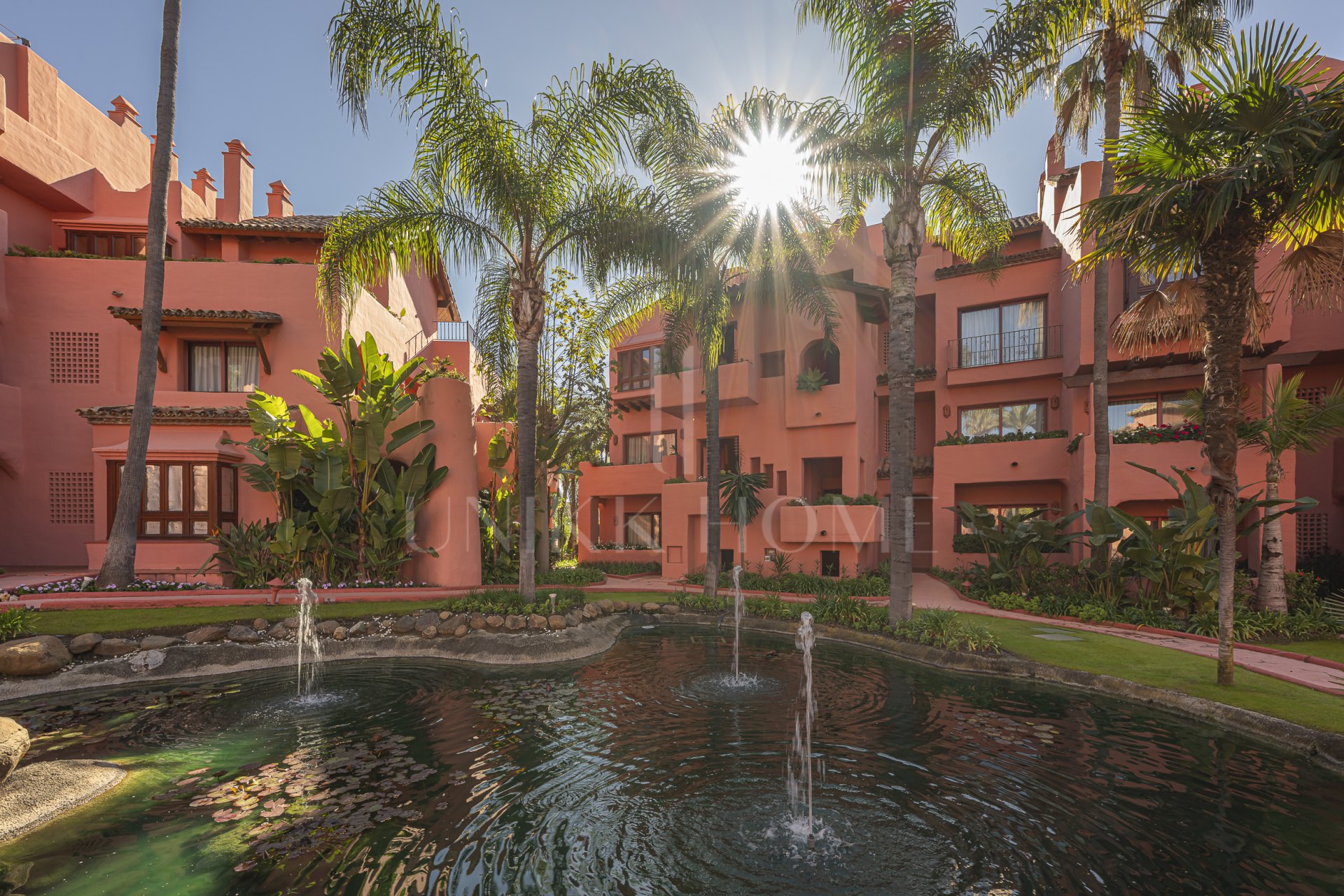 Ground Floor Apartment for sale in Cabo Bermejo, Estepona East