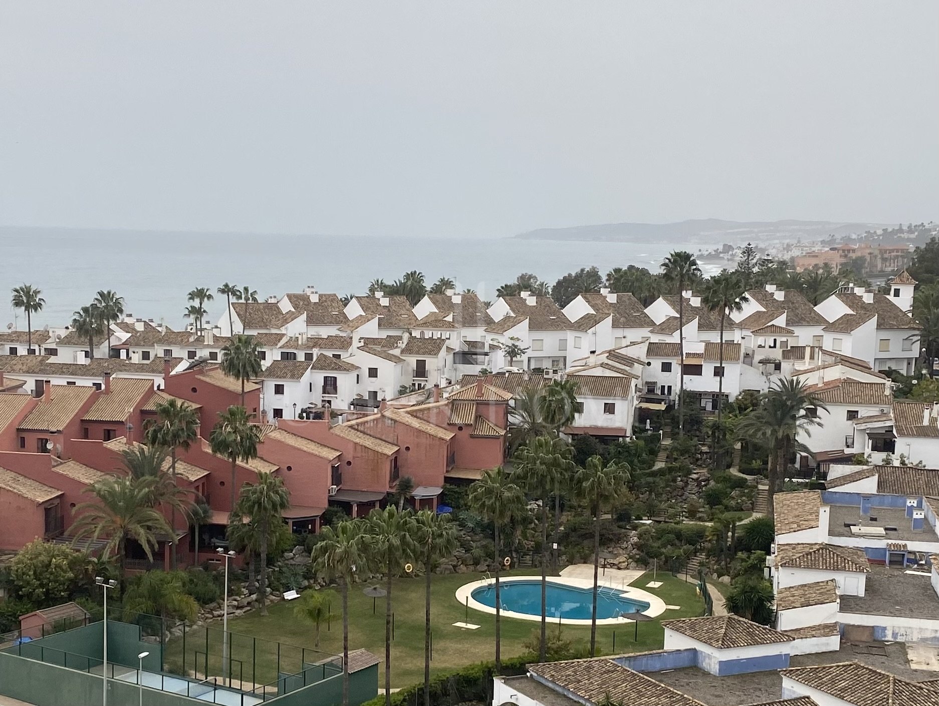 Adosado en venta en Bahia Azul, Estepona Oeste