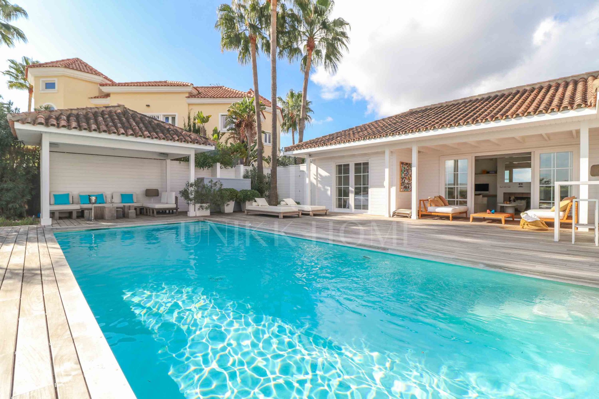 Villa en venta en Benahavis