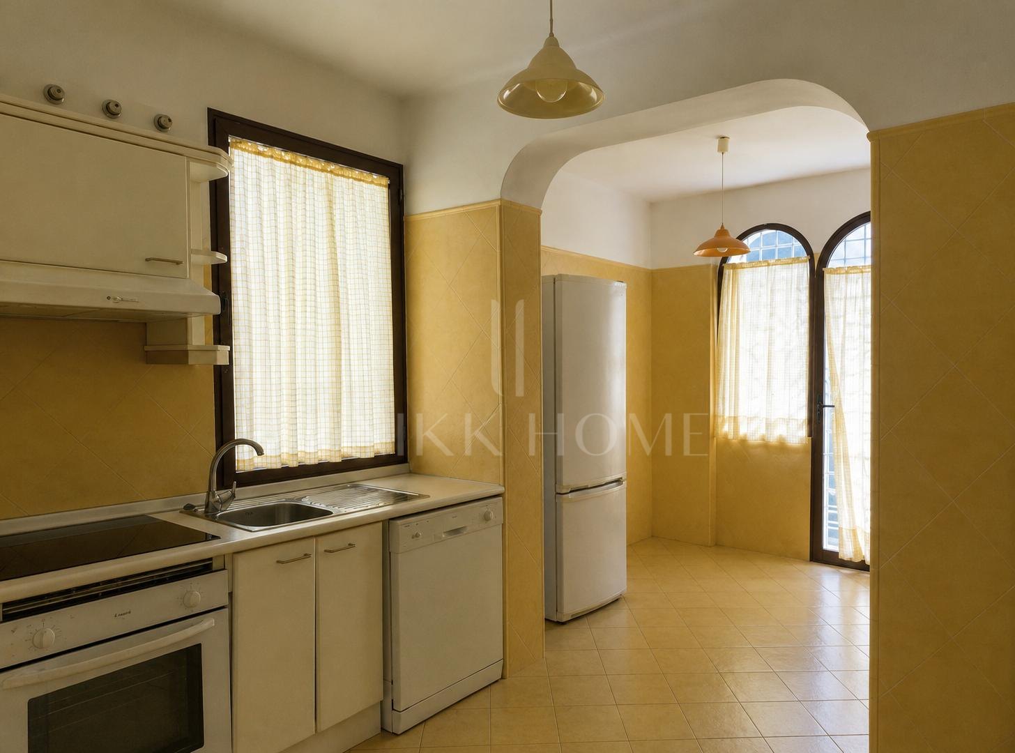 Villa for sale in Artola, Marbella East