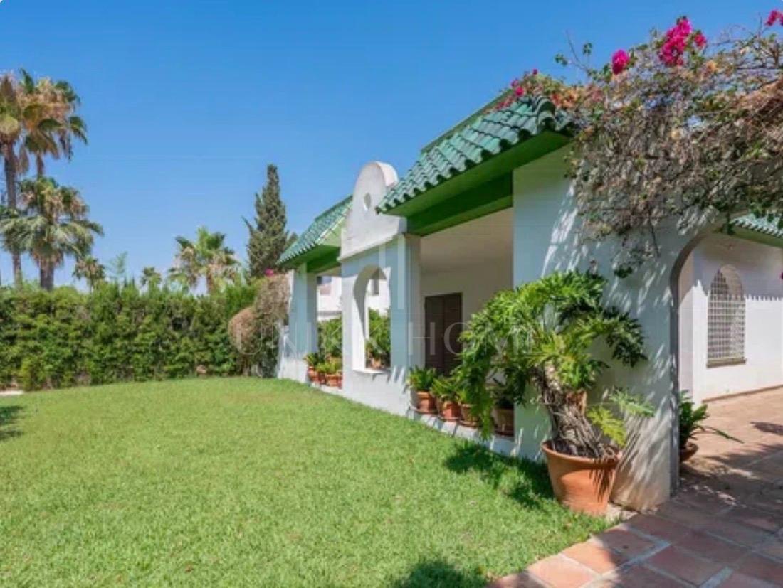 Villa for sale in Artola, Marbella East