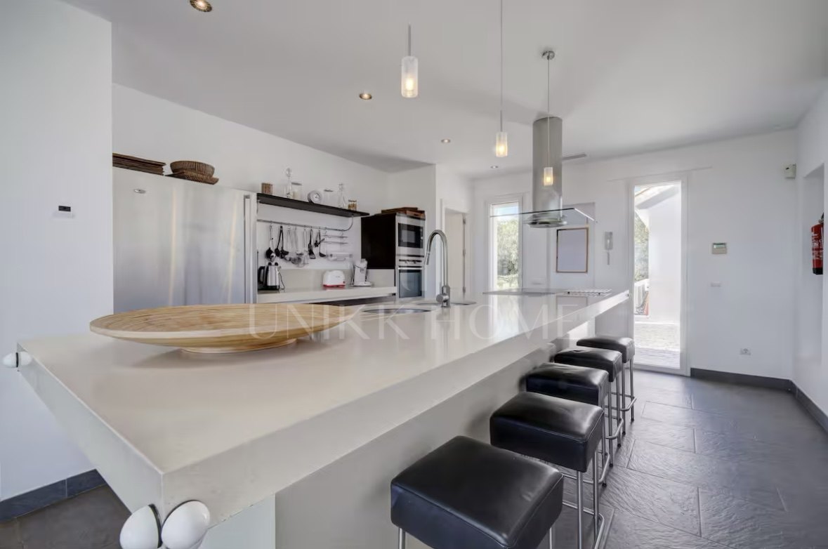 Villa en venta en Manilva