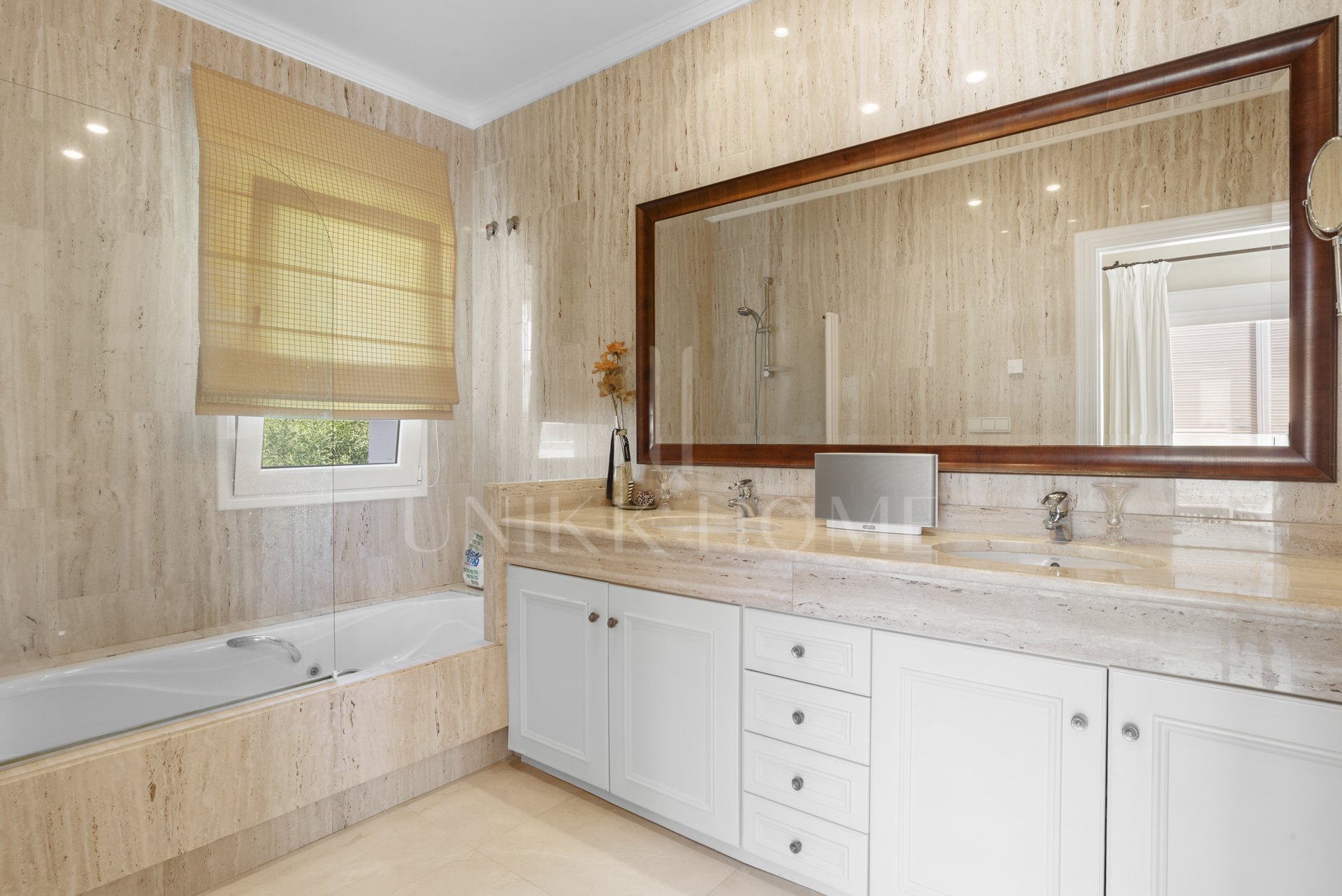 Villa en venta en Paraiso Alto, Benahavis