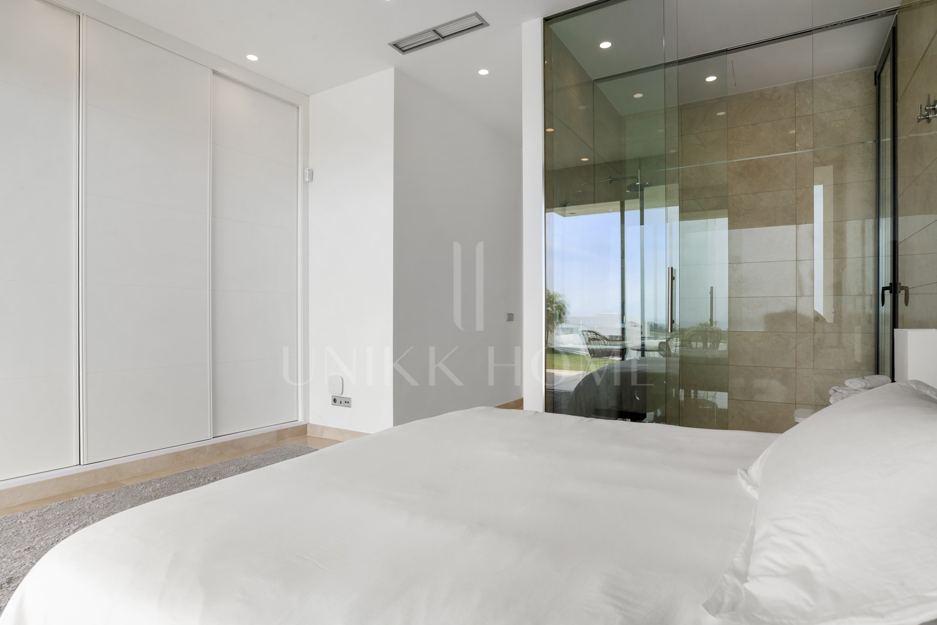 Villa en venta en La Alqueria, Benahavis