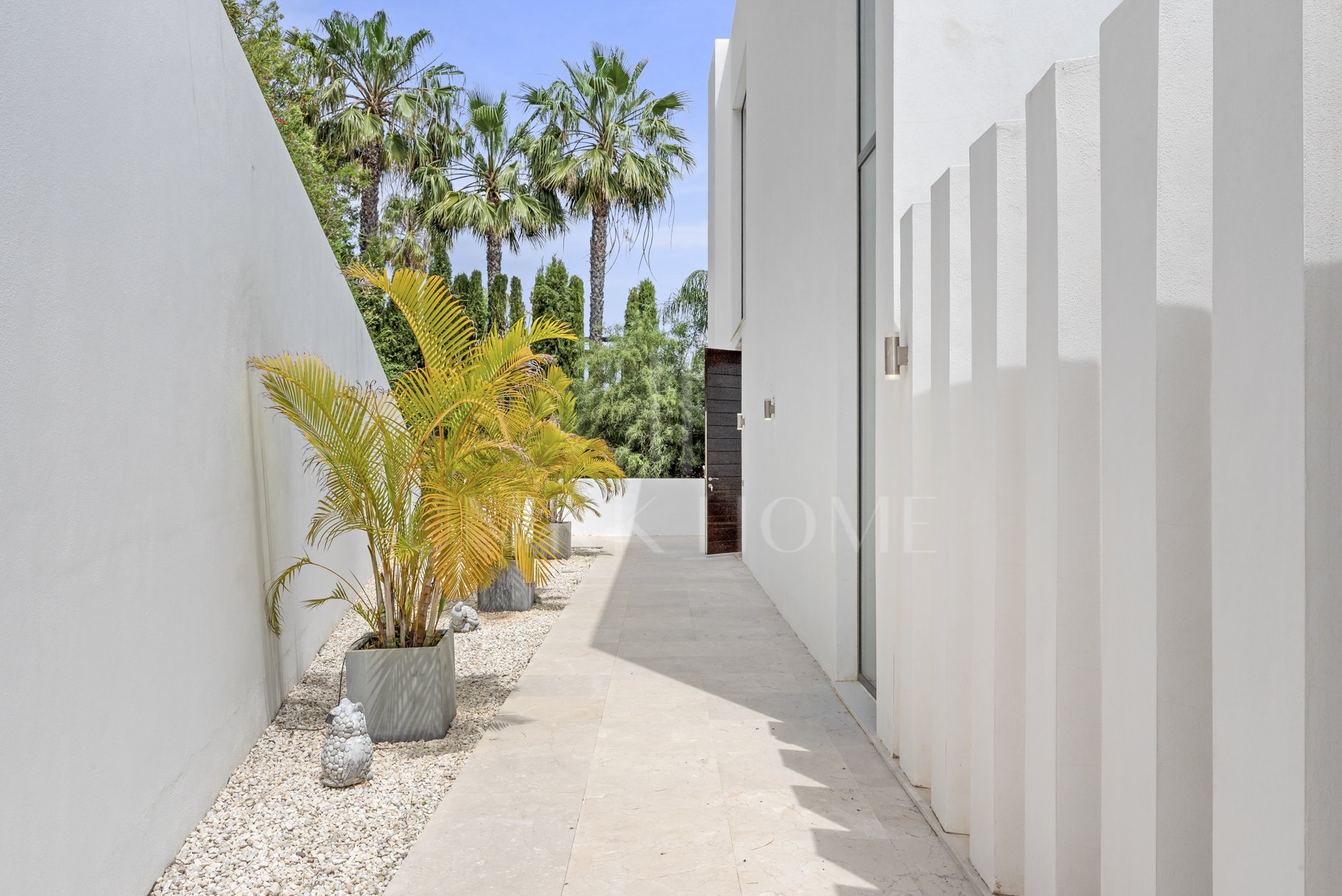 Villa en venta en La Alqueria, Benahavis