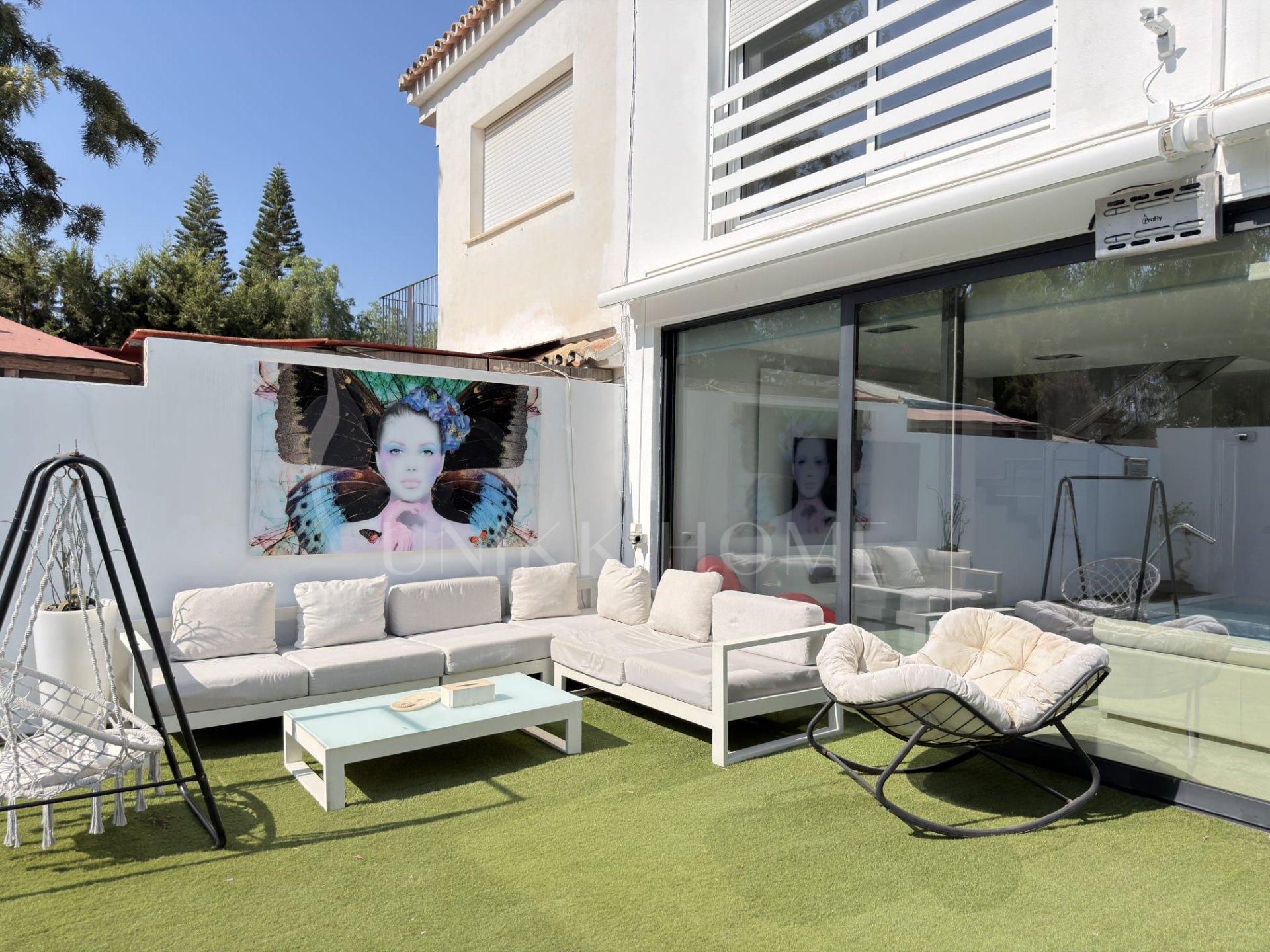 Semi Detached House for sale in Rodeo Alto, Nueva Andalucia