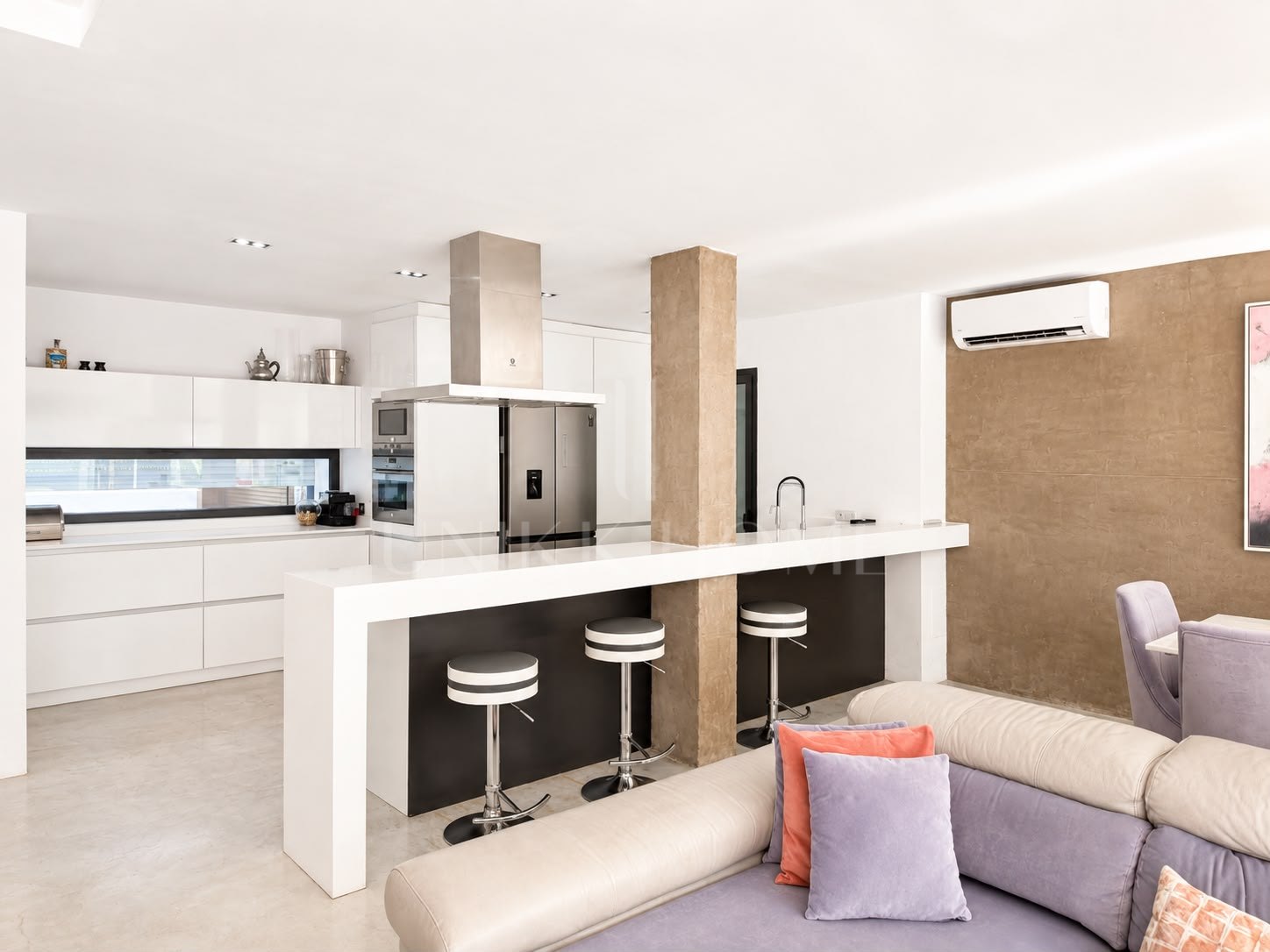 Semi Detached House for sale in Rodeo Alto, Nueva Andalucia