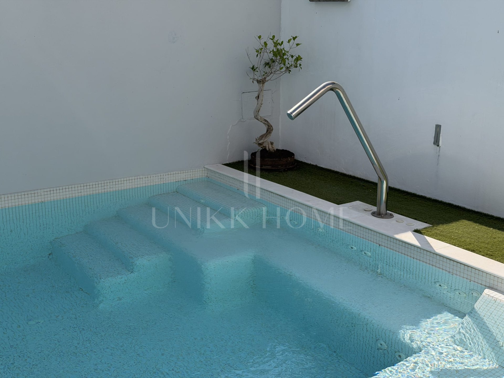 Semi Detached House for sale in Rodeo Alto, Nueva Andalucia