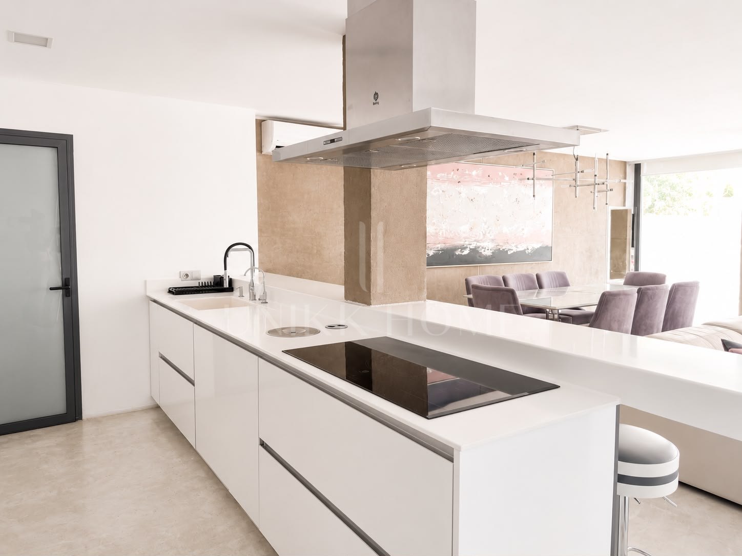 Semi Detached House for sale in Rodeo Alto, Nueva Andalucia