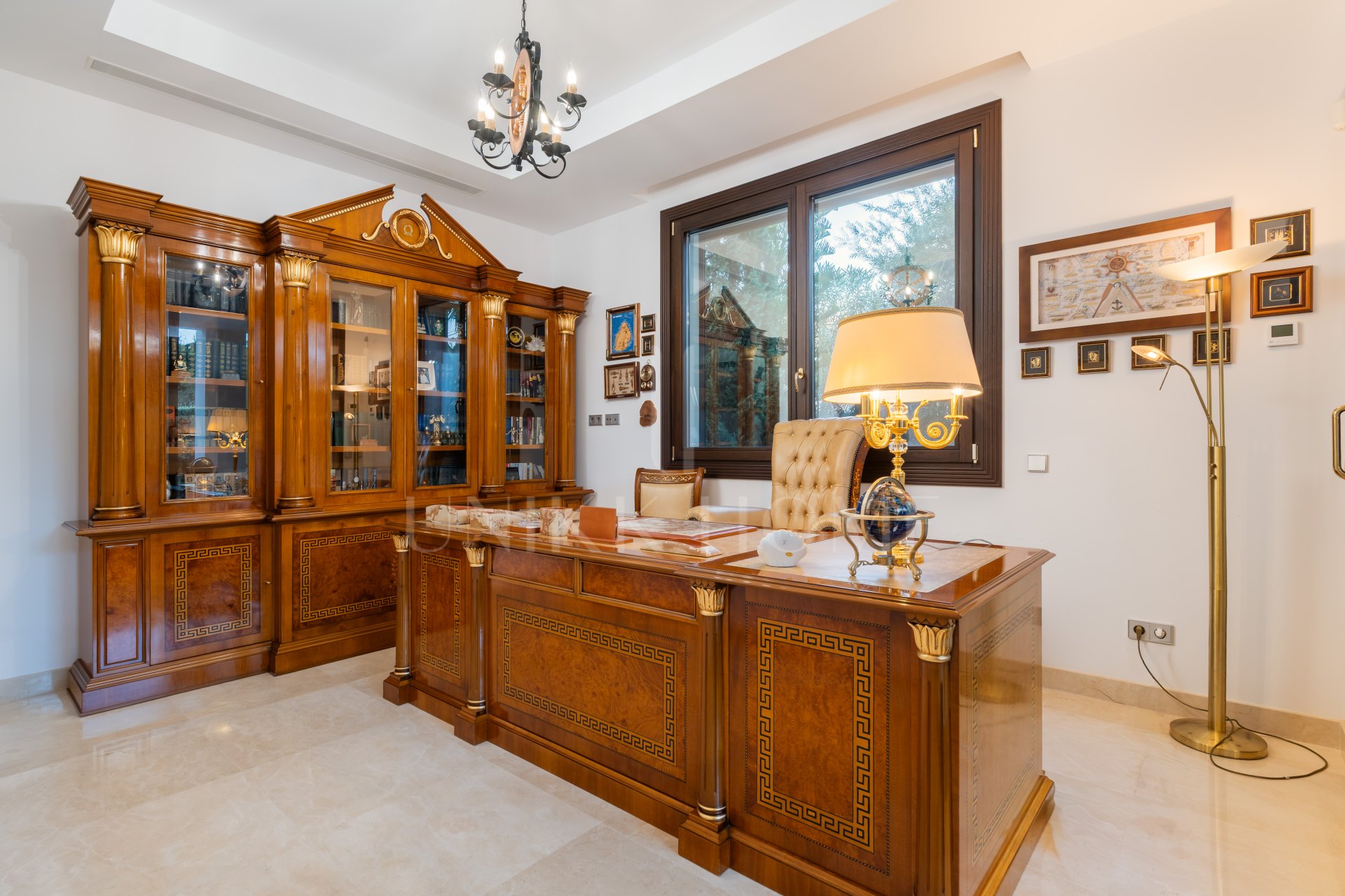 Villa for sale in Casasola, Estepona East