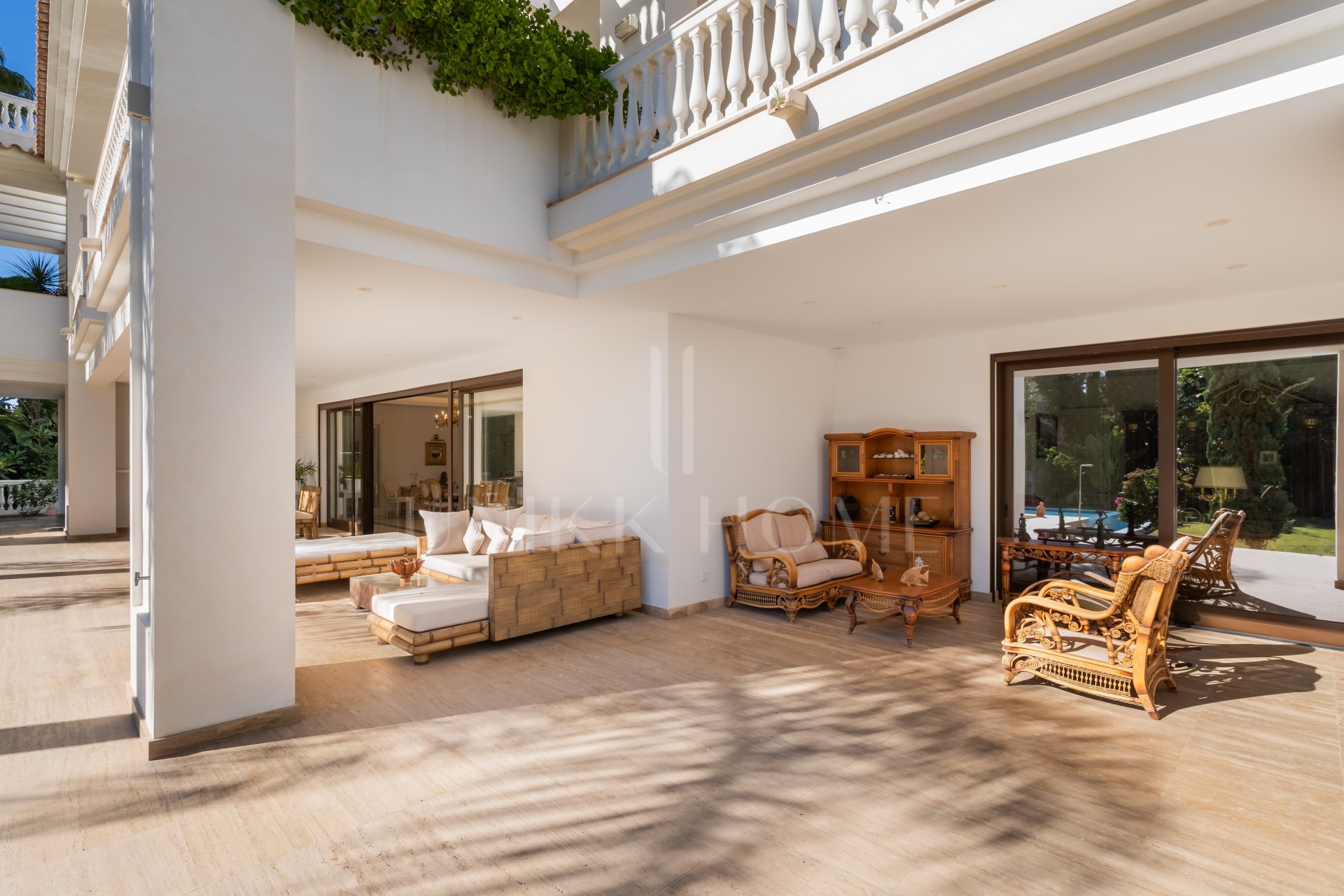 Villa for sale in Casasola, Estepona East