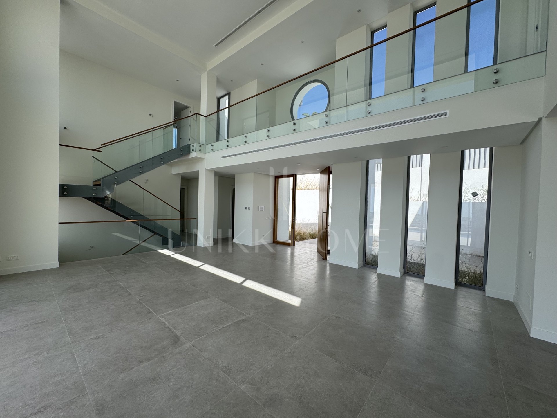 Villa en venta en Los Arqueros, Benahavis