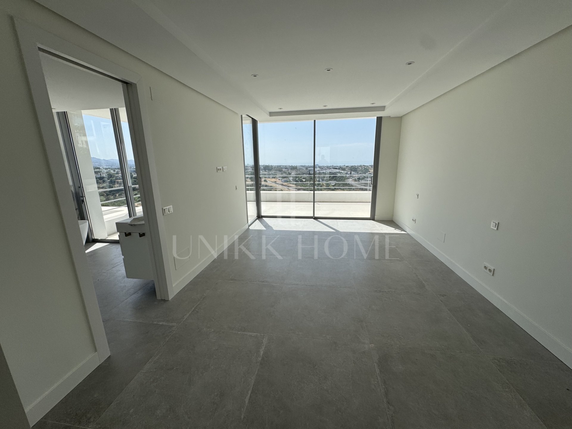 Villa en venta en Los Arqueros, Benahavis