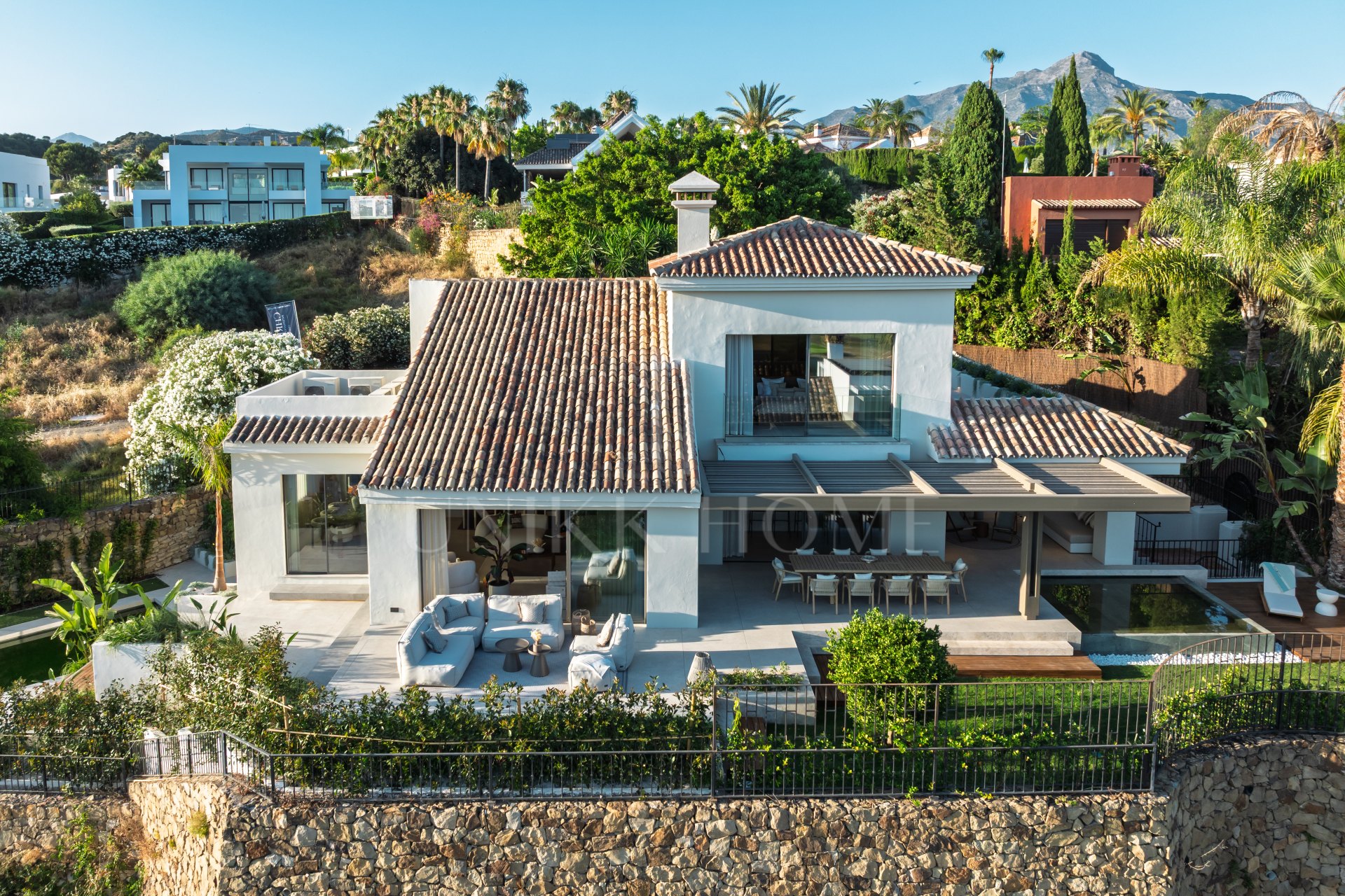 Villa en venta en Nueva Andalucia, Marbella (Todo)