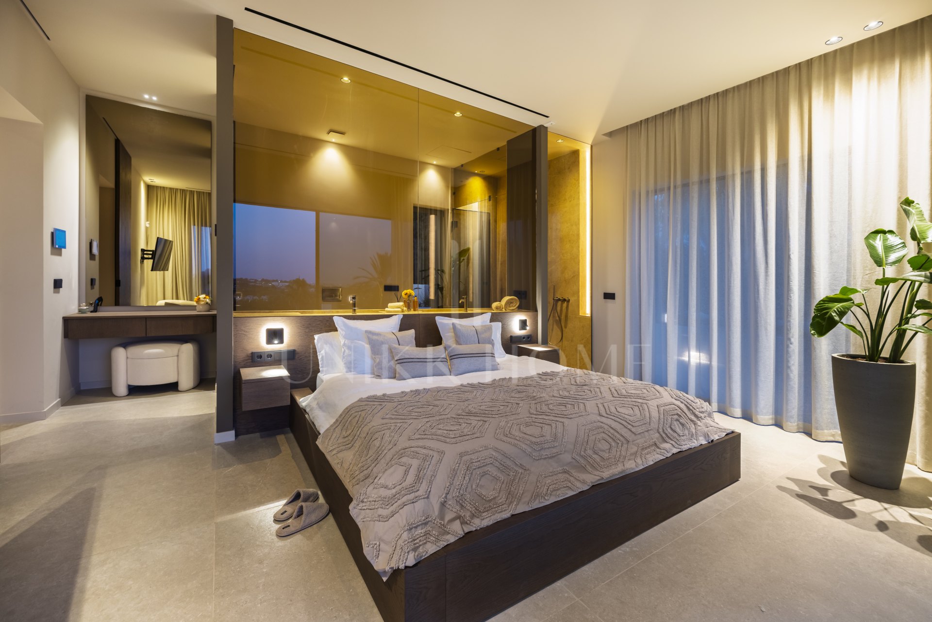 Villa en venta en Nueva Andalucia, Marbella (Todo)