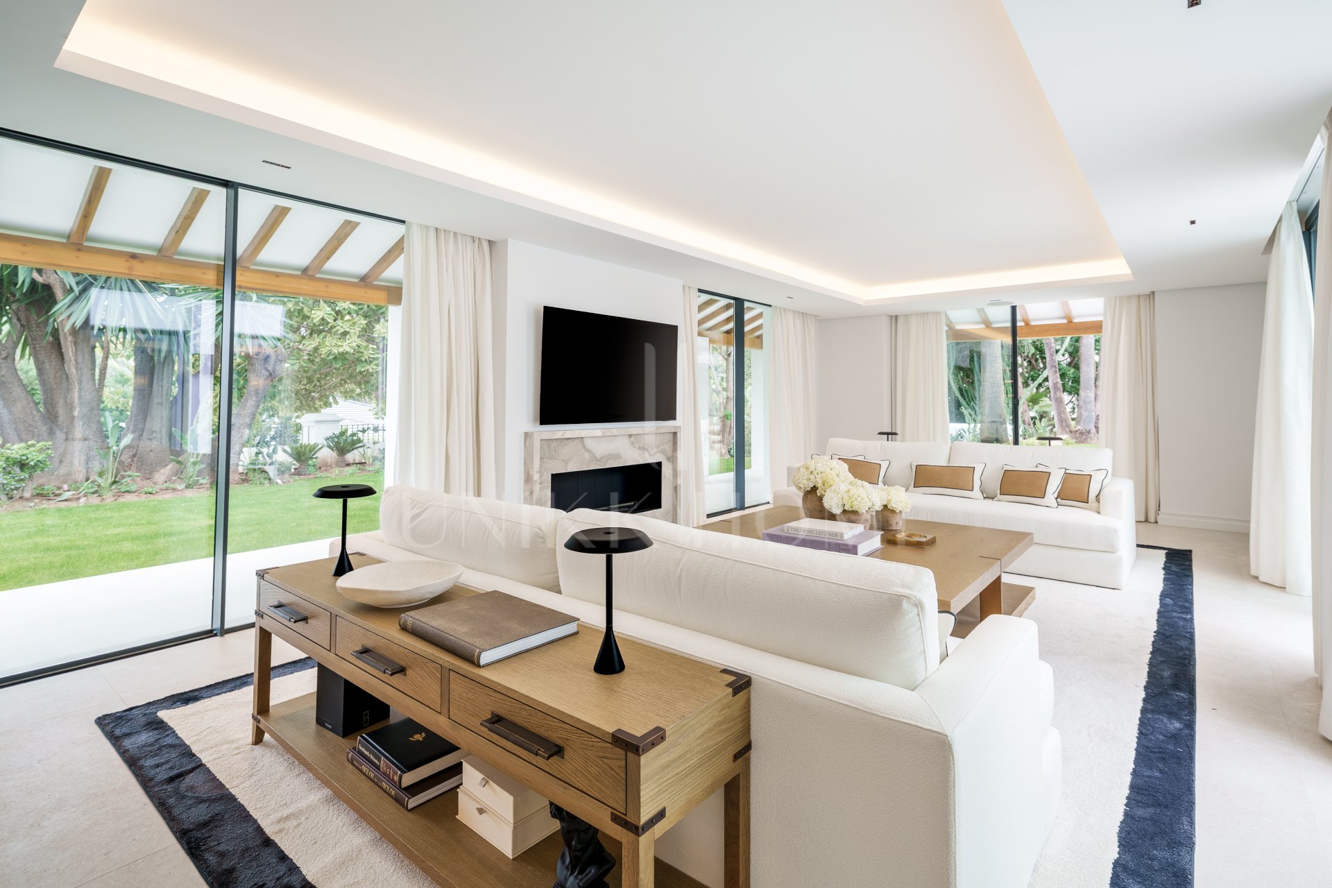 Villa en venta en Las Brisas, Nueva Andalucia