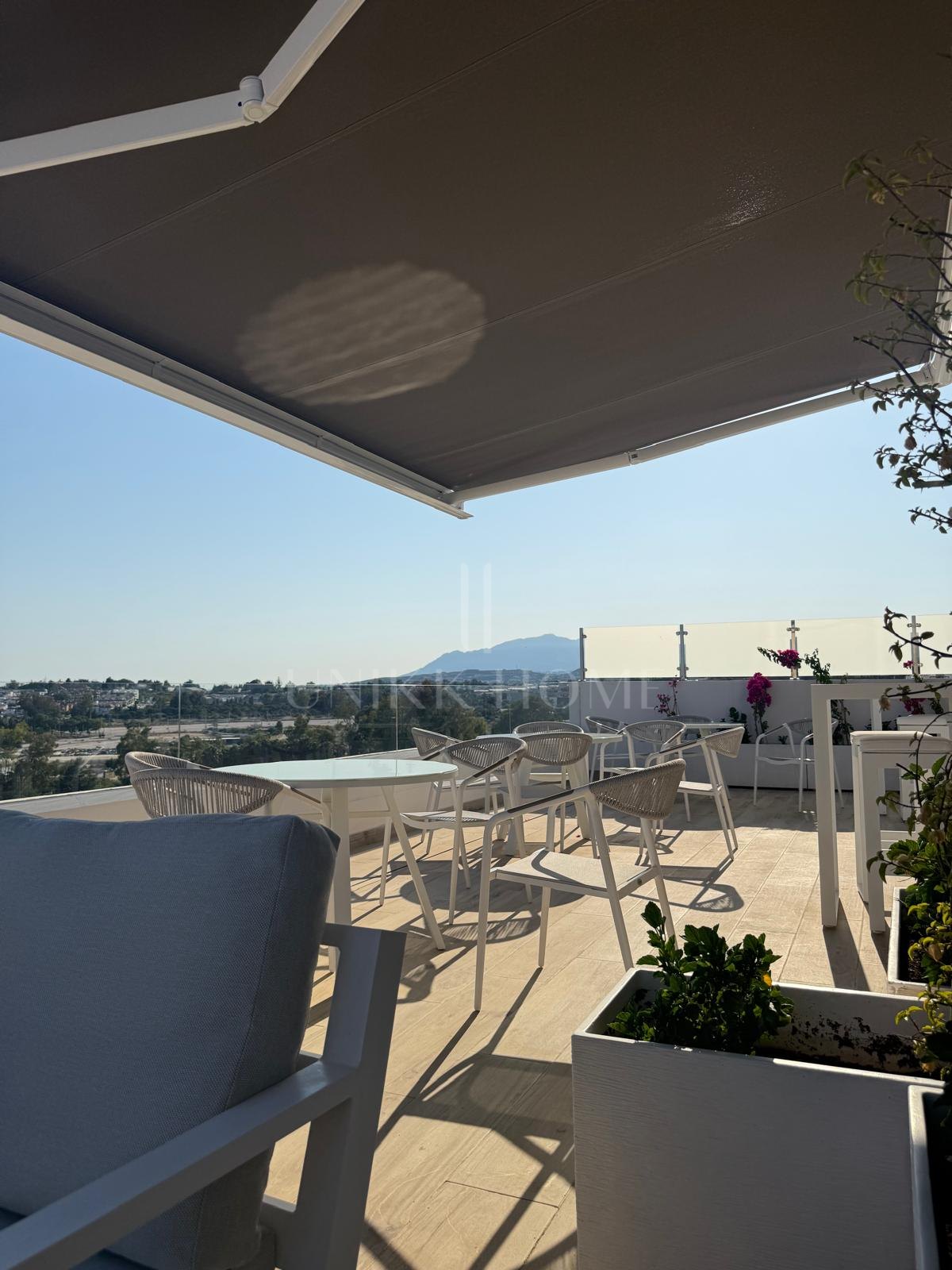 Apartment for sale in Rodeo Alto, Nueva Andalucia