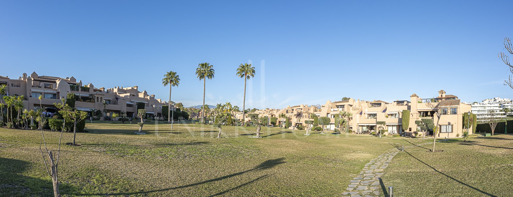 Atico Duplex en venta en Nueva Atalaya, Estepona Este